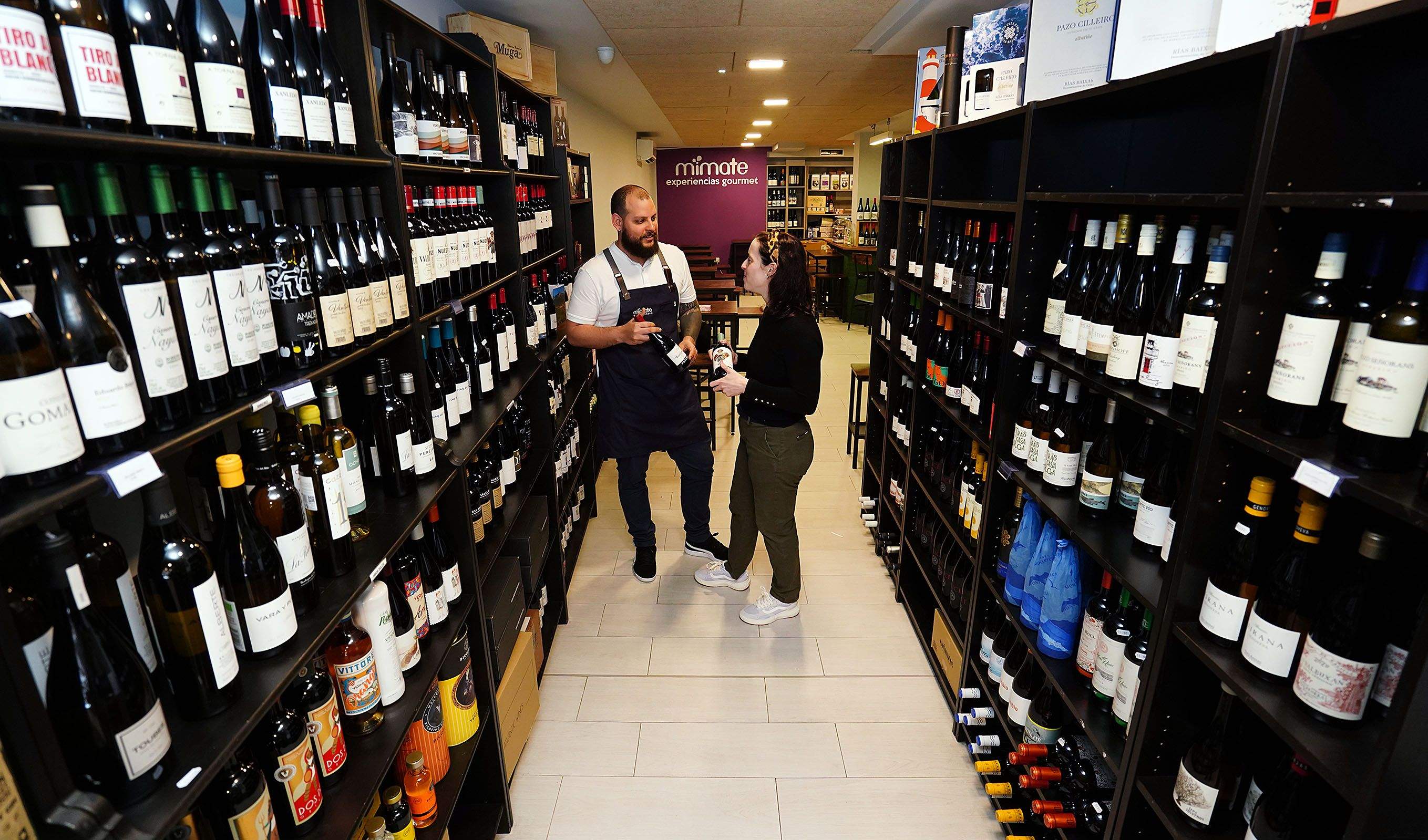Samuel Martínez e Pilar Bouzas, copropietarios de Mímate Gourmet Lounge