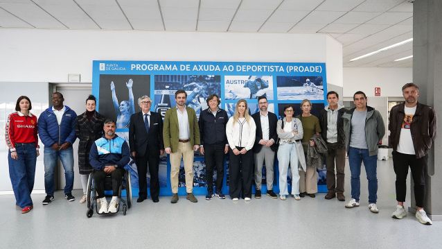 Asistentes á sinatura do convenio entre a Xunta e a Confederación de Empresarios de Galicia