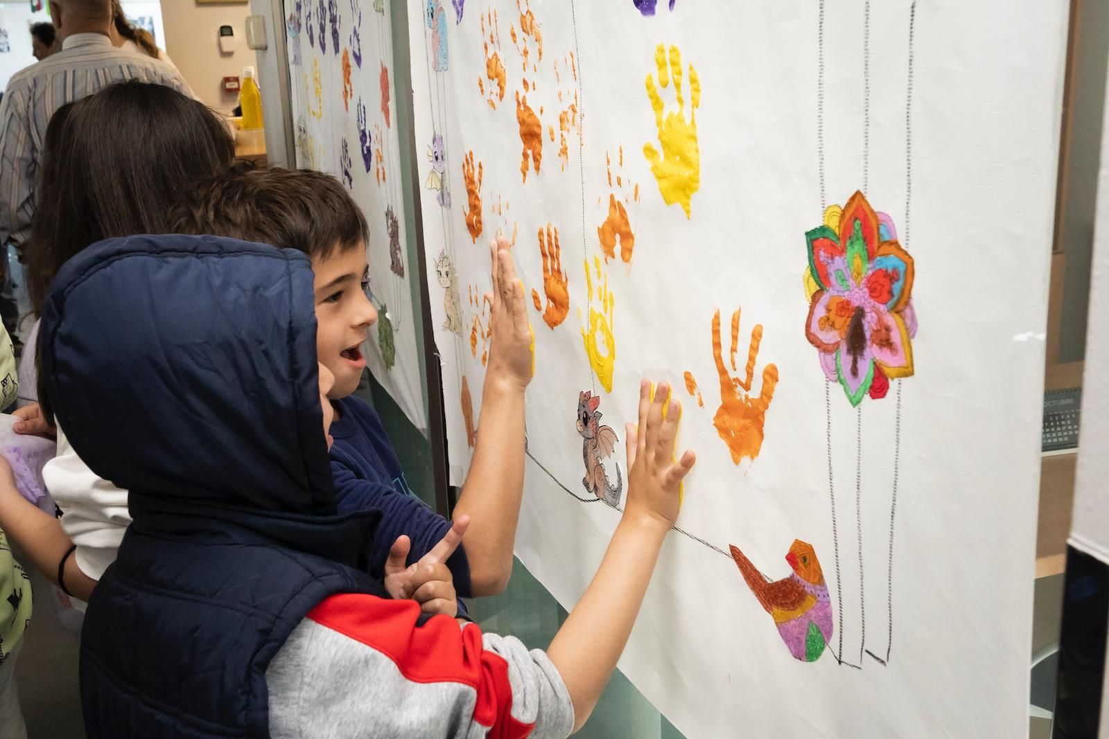 Escolares de Portonovo conmemoran o Día do Libro no centro de día de Sanxenxo