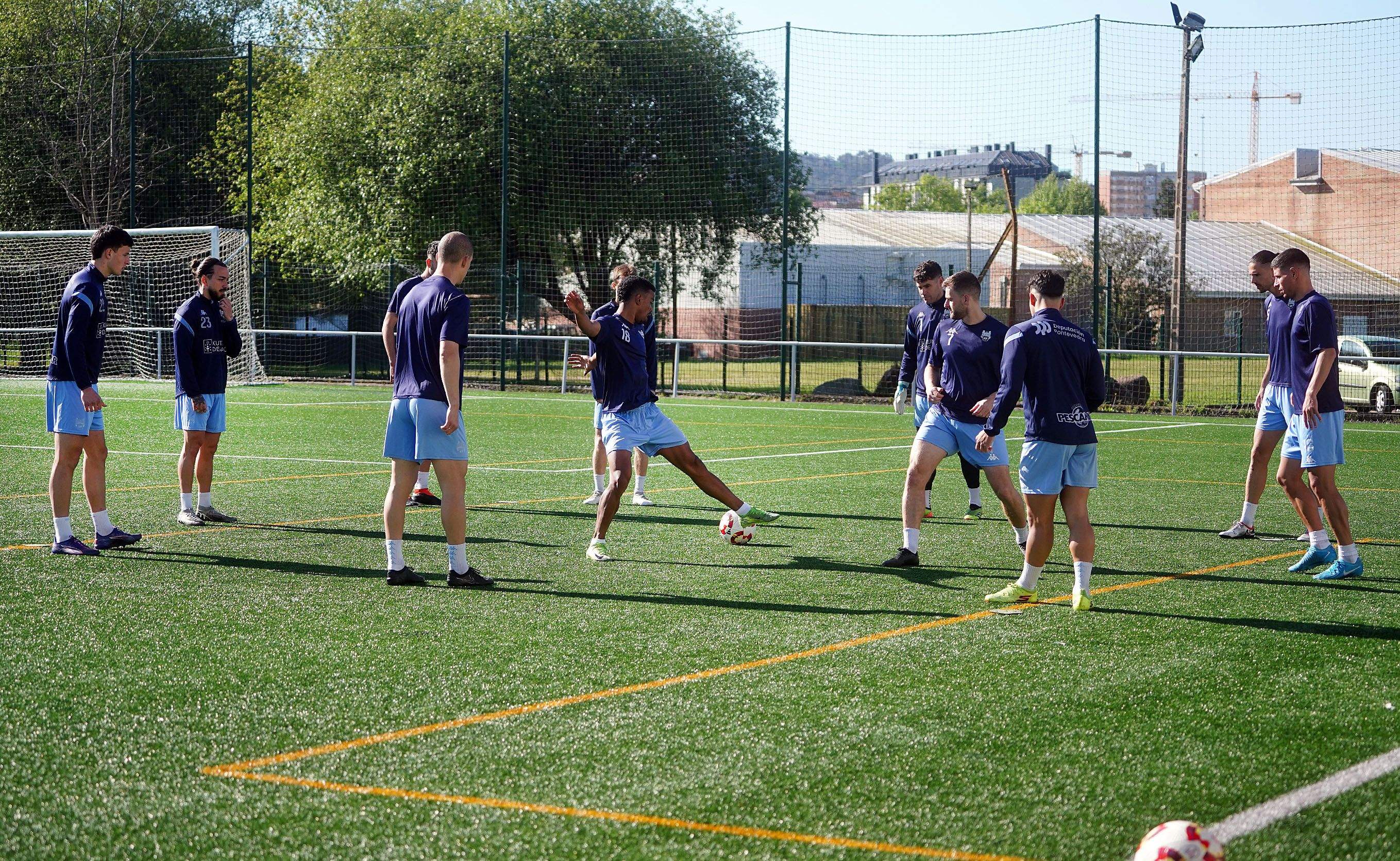 El Pontevedra vuelve a los entrenamientos tras el ascenso a Primera RFEF