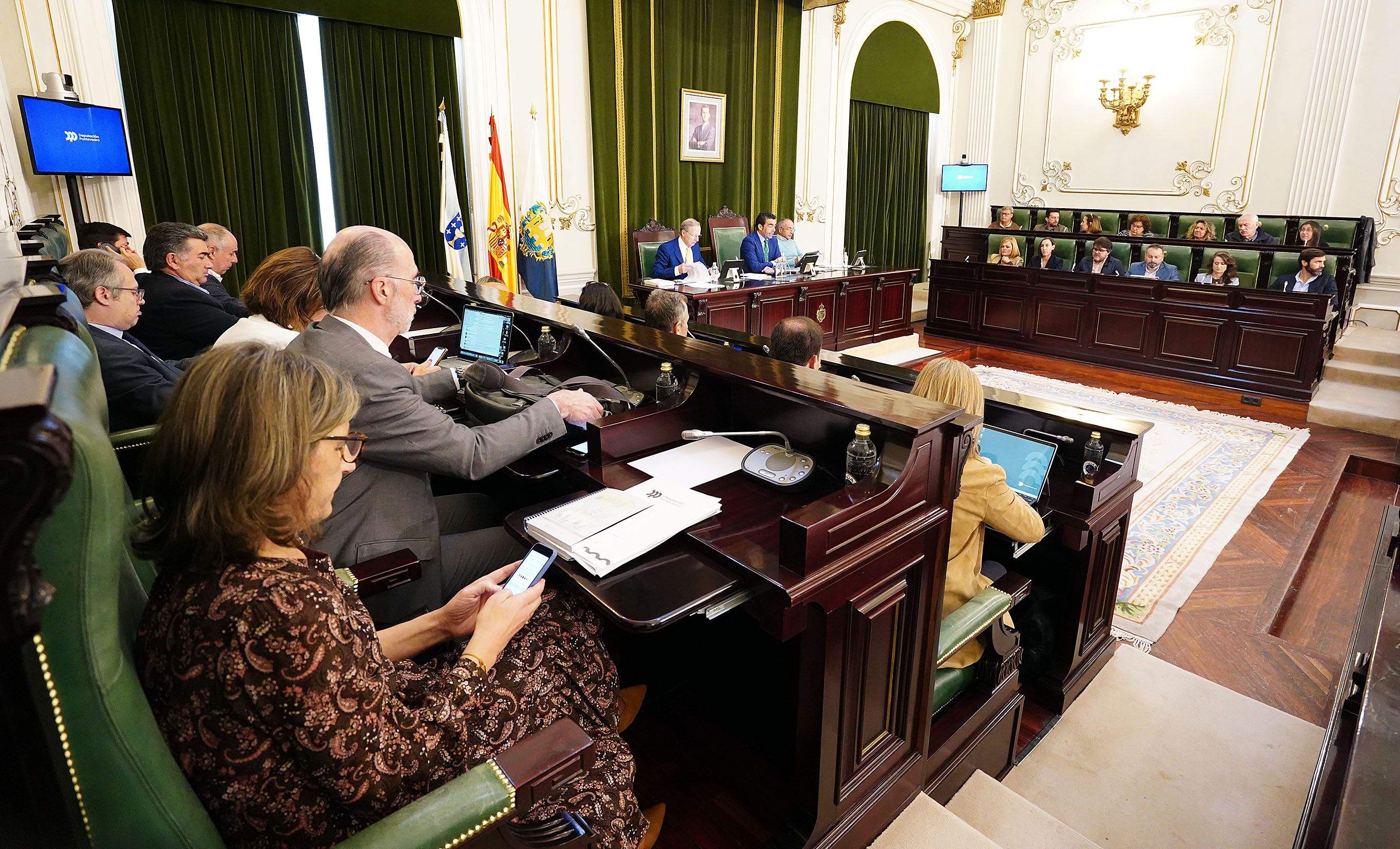 Pleno da corporación provincial de Pontevedra