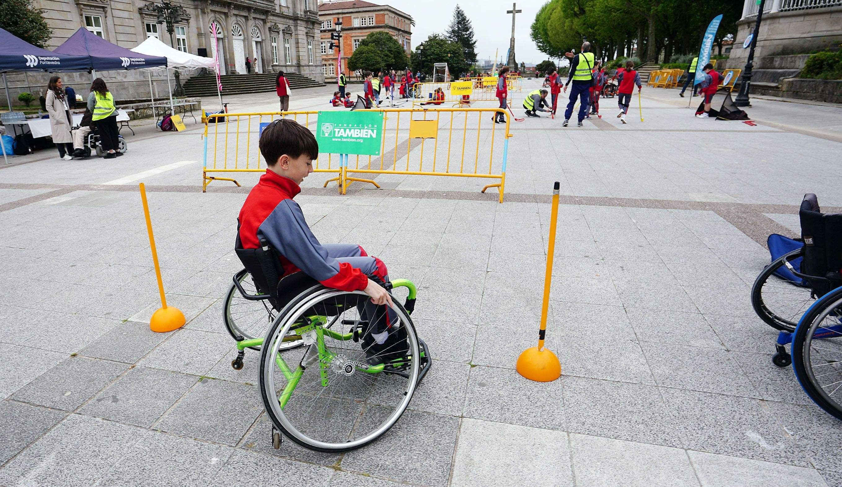 VI Xornada Multideportiva Adaptada na Avenida Montero Ríos VI Xornada Multideportiva Adaptada na Avenida Montero Ríos