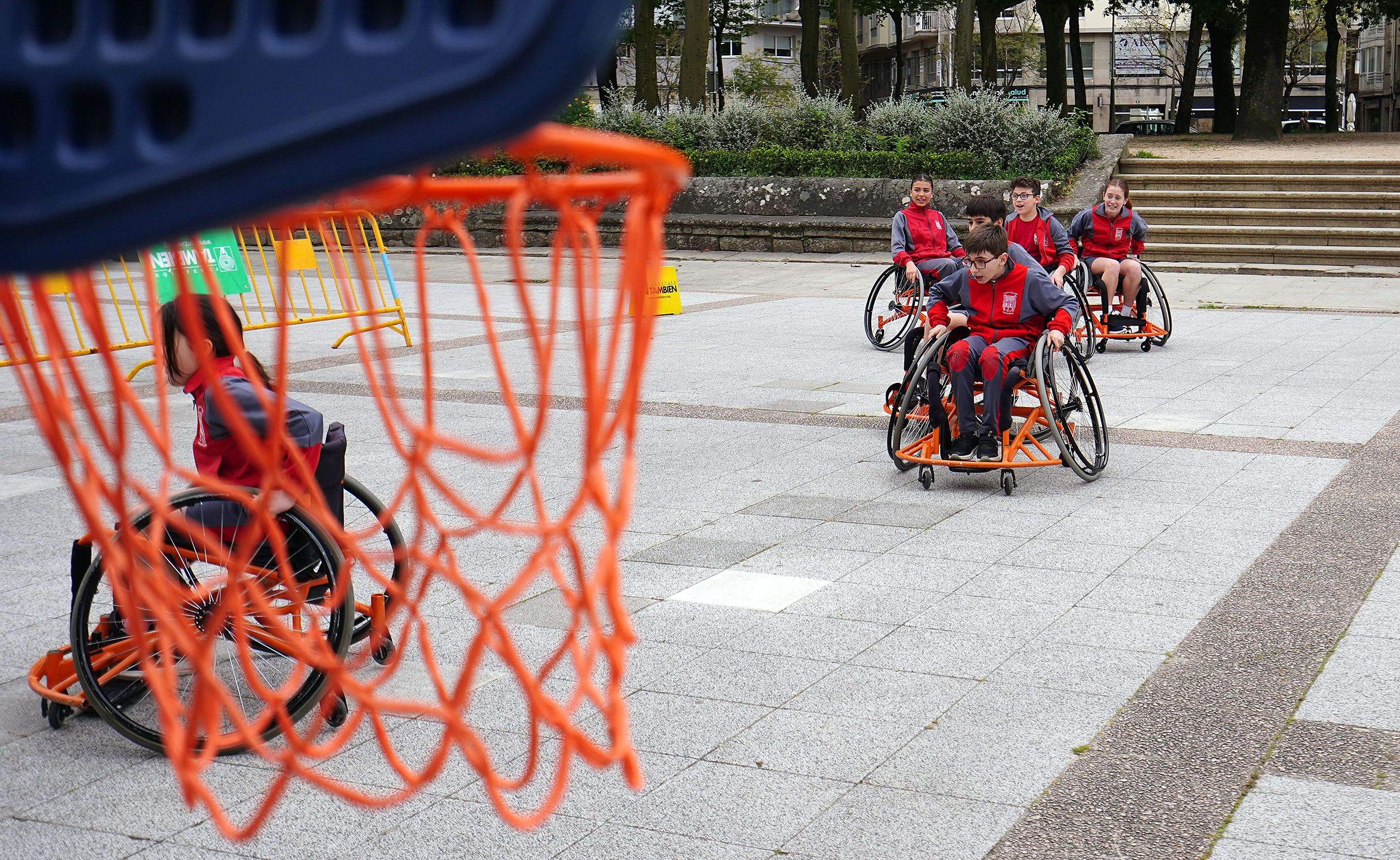 VI Xornada Multideportiva Adaptada na Avenida Montero Ríos VI Xornada Multideportiva Adaptada na Avenida Montero Ríos