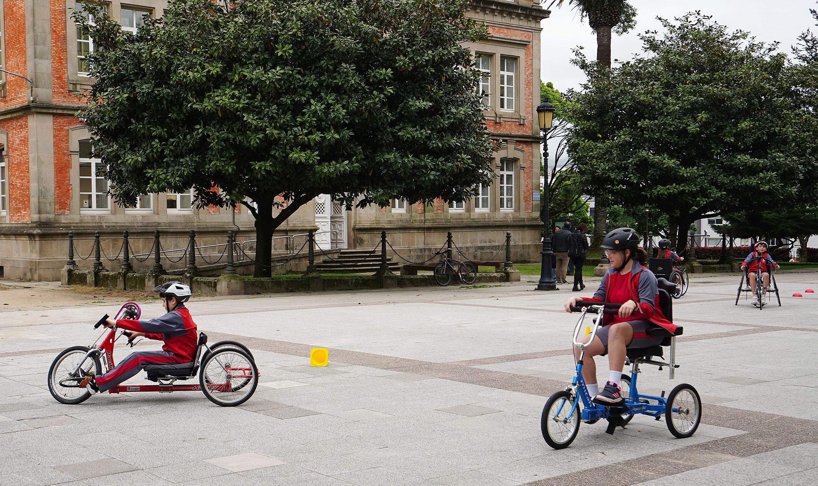 VI Xornada Multideportiva Adaptada na Avenida Montero Ríos VI Xornada Multideportiva Adaptada na Avenida Montero Ríos