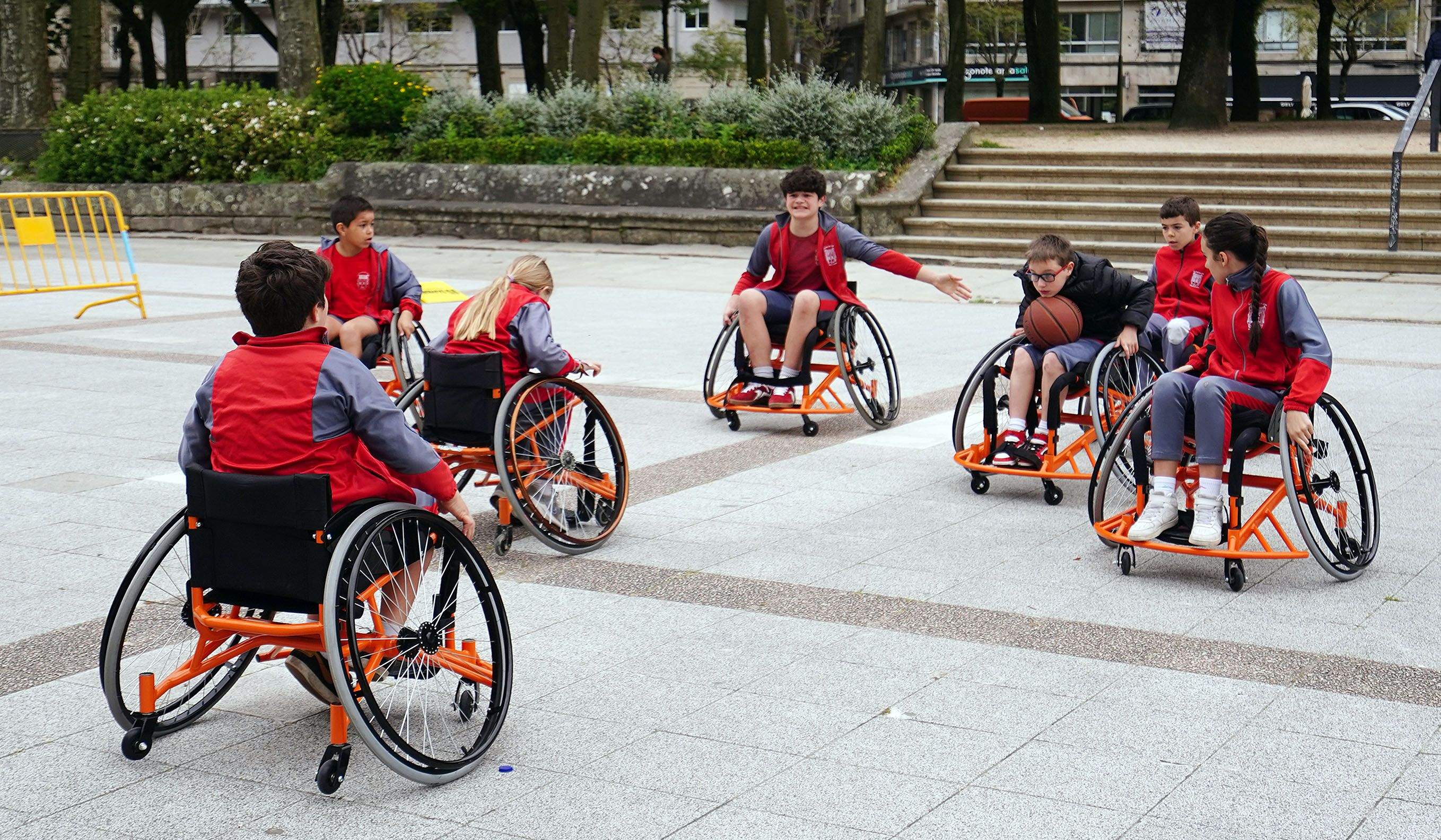 VI Xornada Multideportiva Adaptada na Avenida Montero Ríos VI Xornada Multideportiva Adaptada na Avenida Montero Ríos