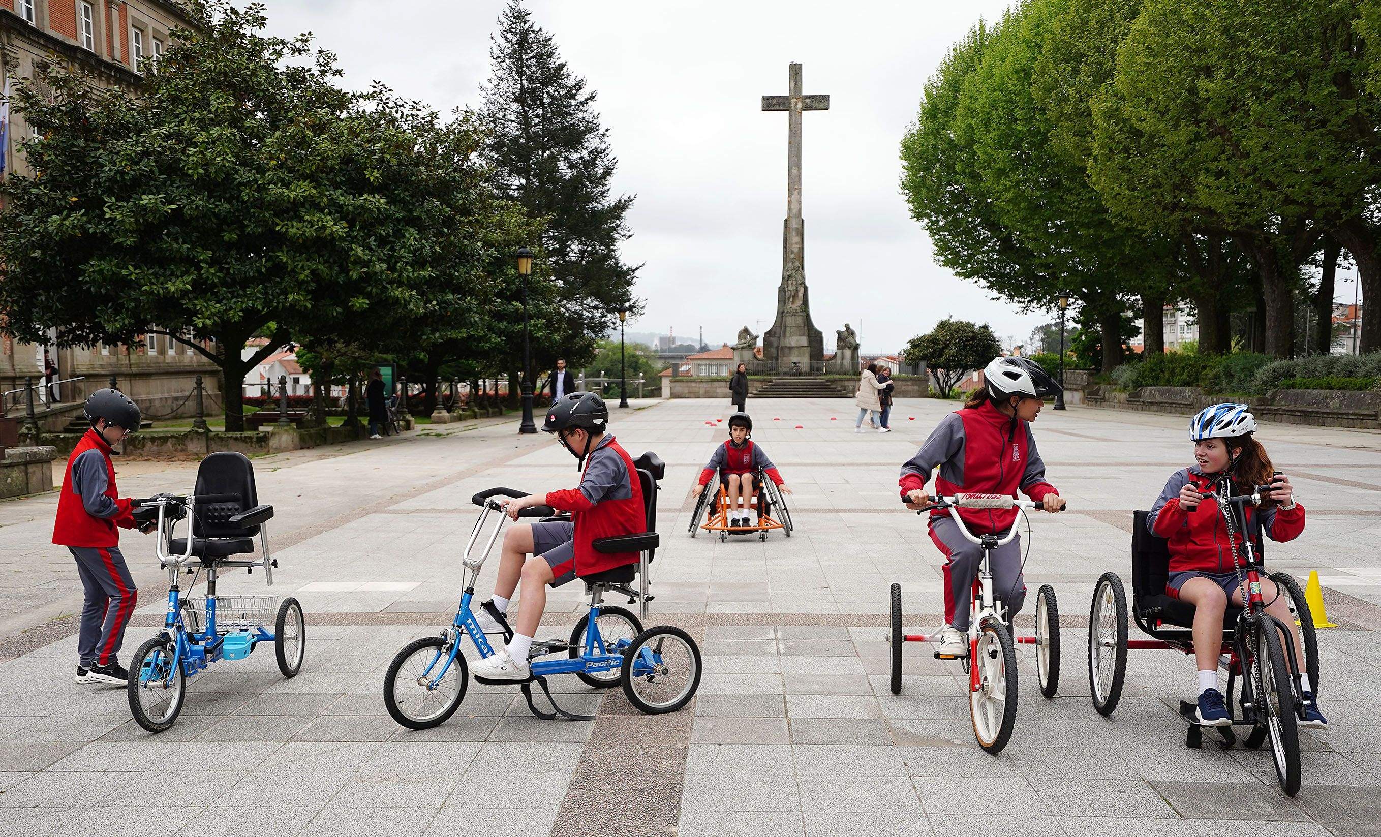 VI Xornada Multideportiva Adaptada na Avenida Montero Ríos VI Xornada Multideportiva Adaptada na Avenida Montero Ríos