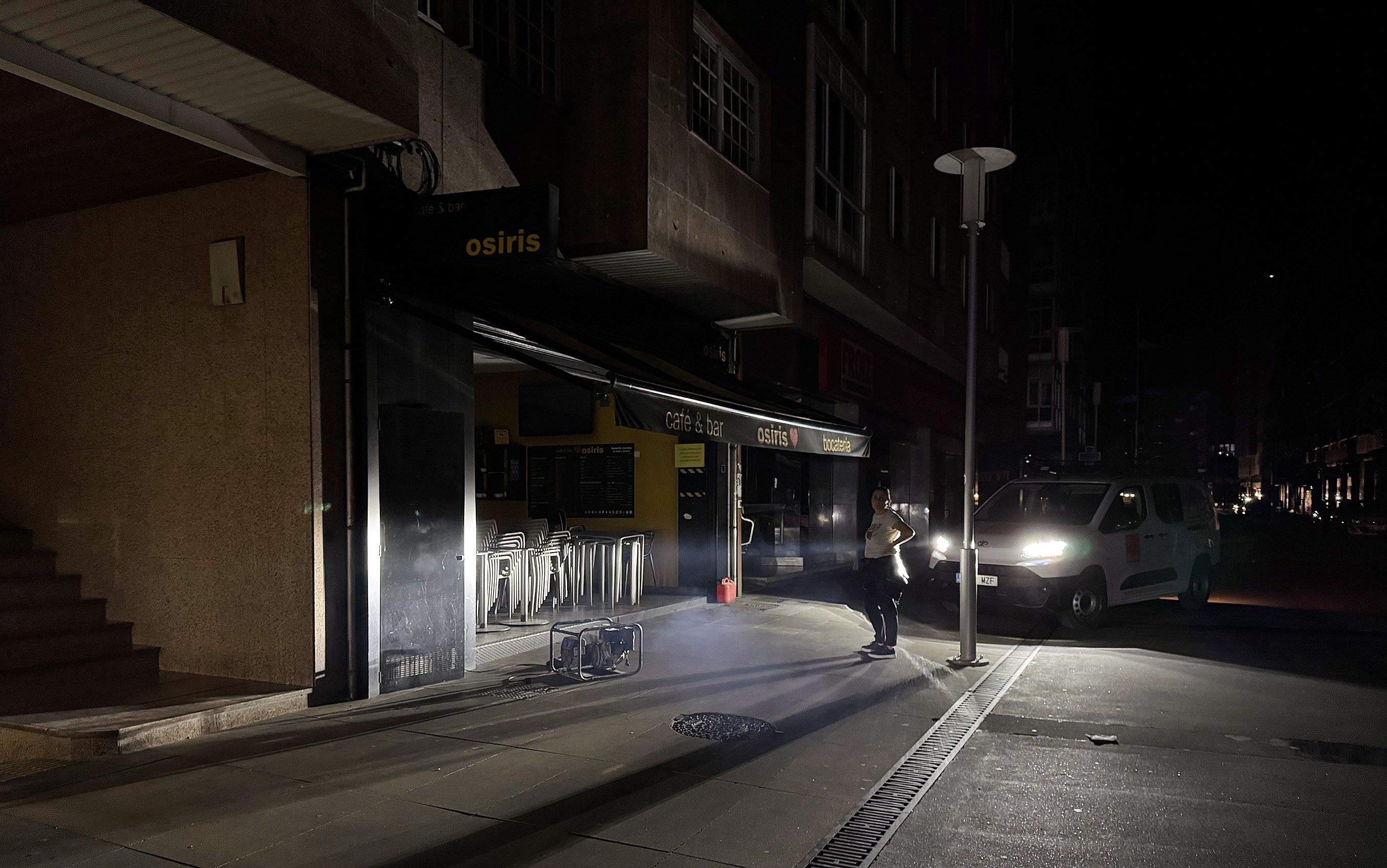Así se viviu o apagón eléctrico durante a noite do luns 28 de abril