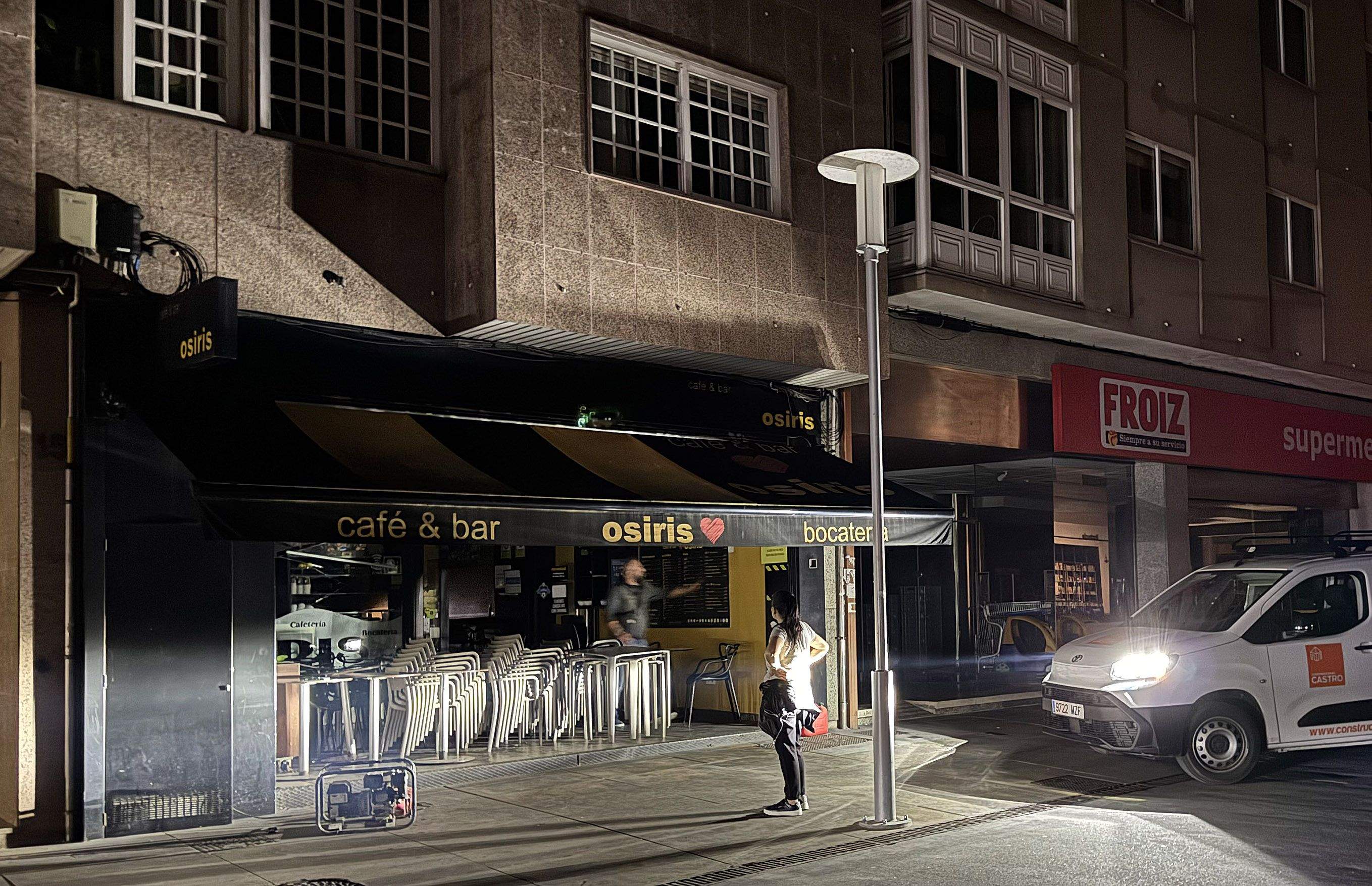 Así se viviu o apagón eléctrico durante a noite do luns 28 de abril