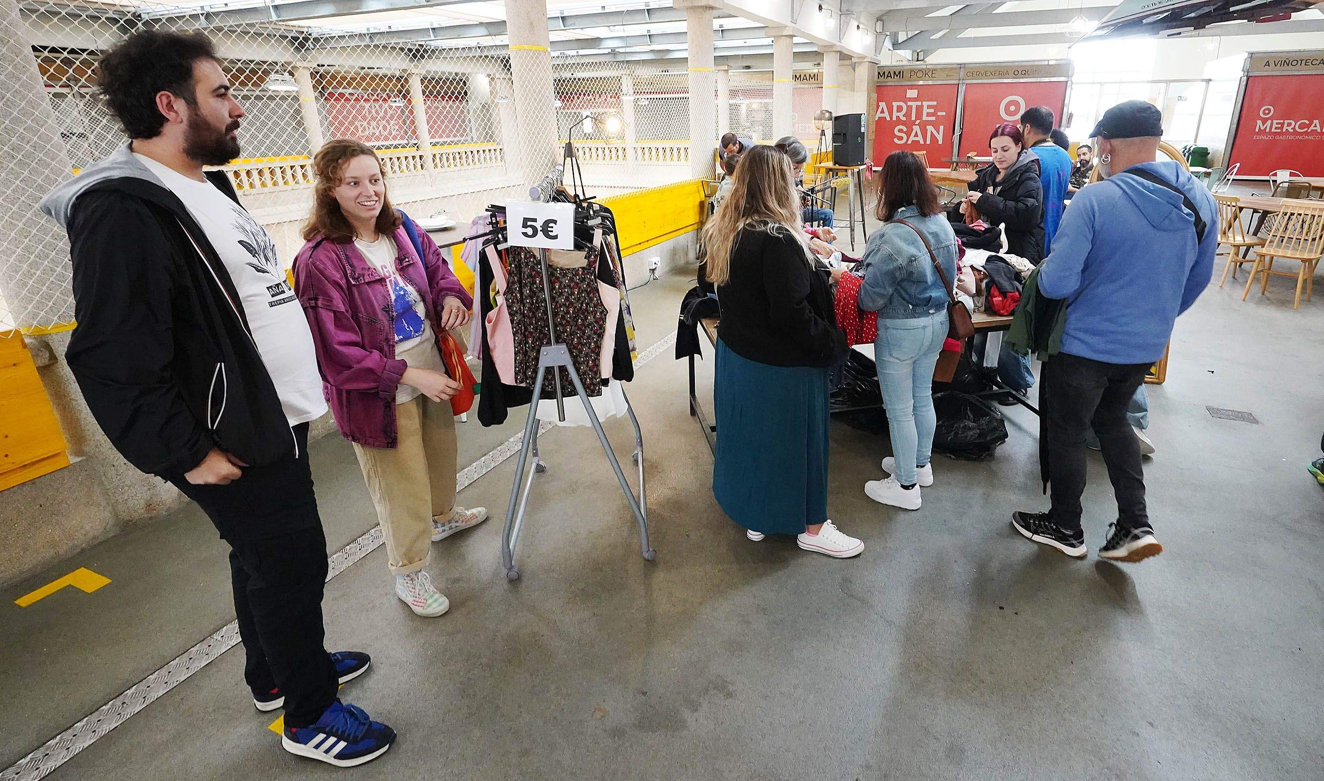 I Feira Vintage Boa Vida no mercado municipal