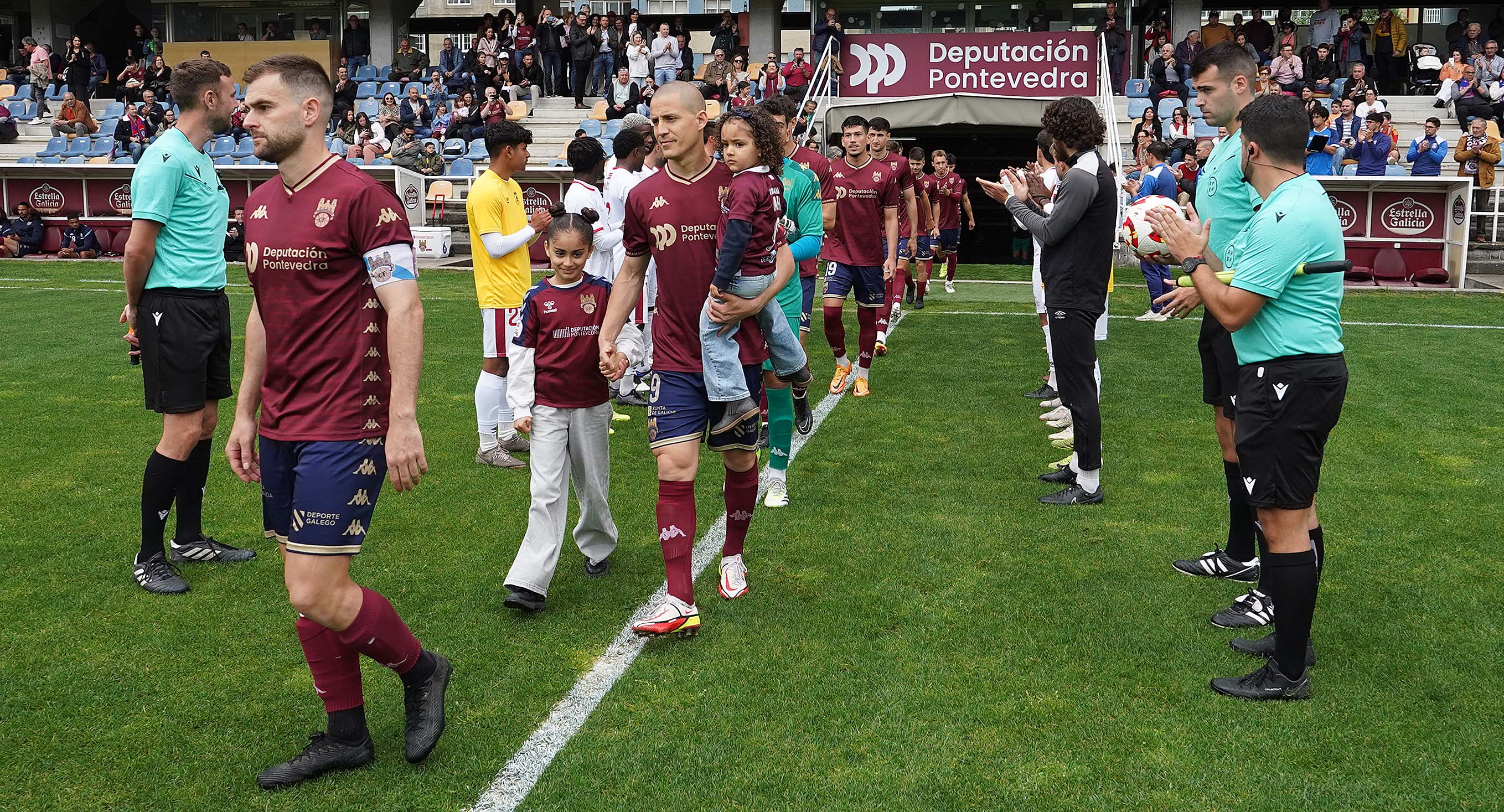 Partido Pontevedra CF - Real Ávila en Pasarón