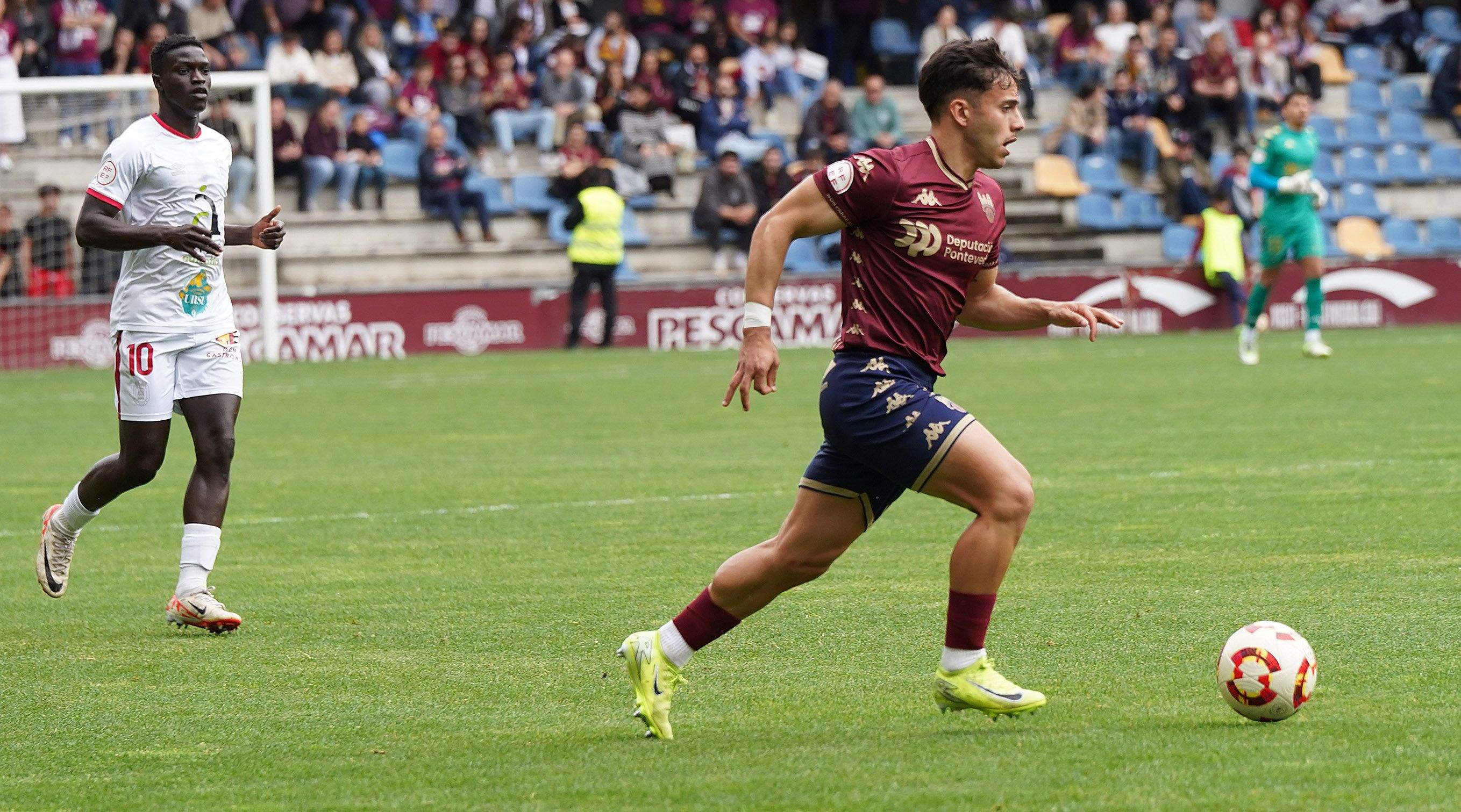 Partido Pontevedra CF - Real Ávila en Pasarón
