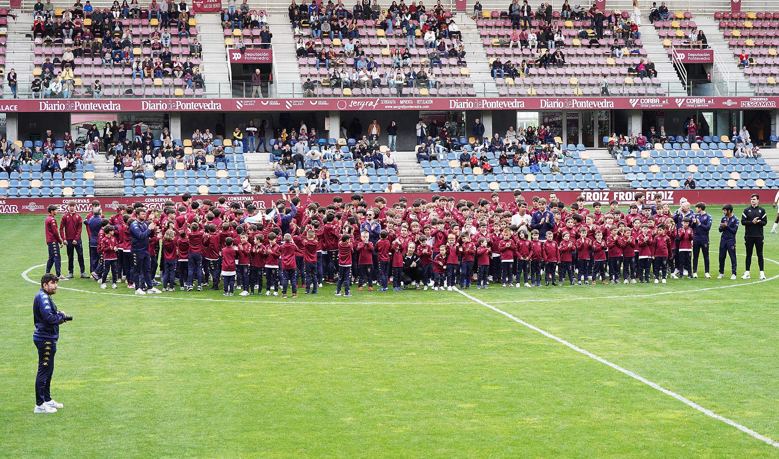 Partido Pontevedra CF - Real Ávila en Pasarón