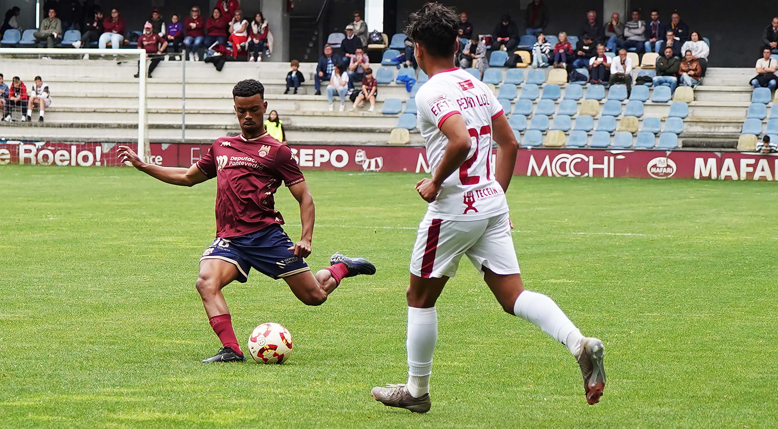 Partido Pontevedra CF - Real Ávila en Pasarón