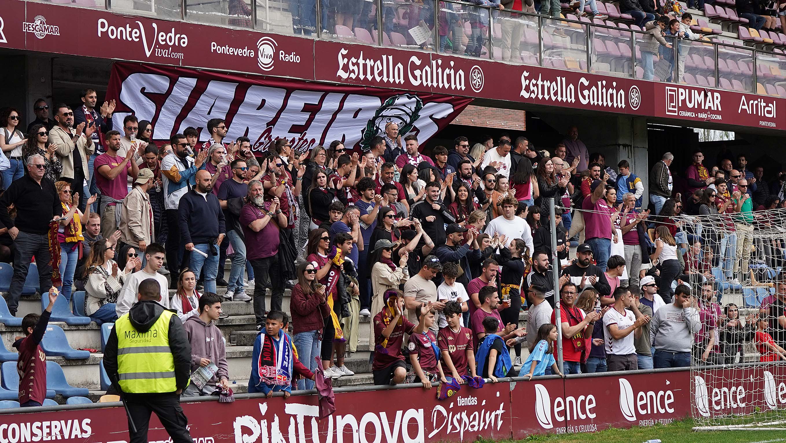 Partido Pontevedra CF - Real Ávila en Pasarón