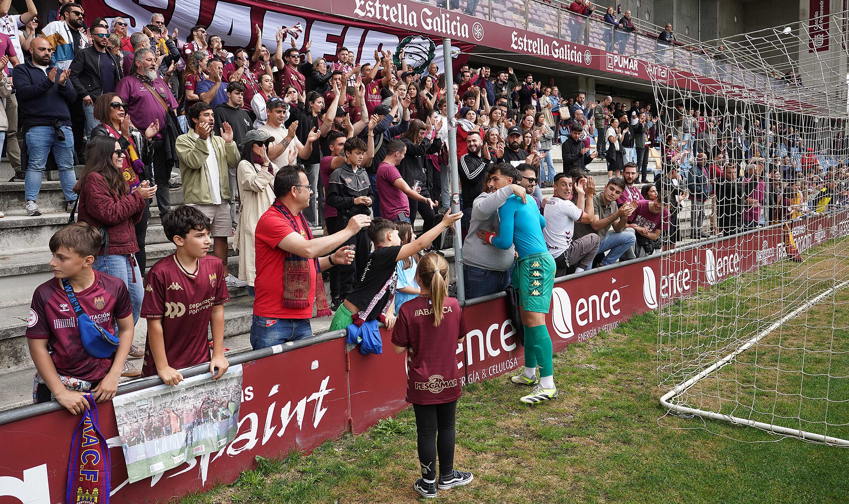 Partido Pontevedra CF - Real Ávila en Pasarón