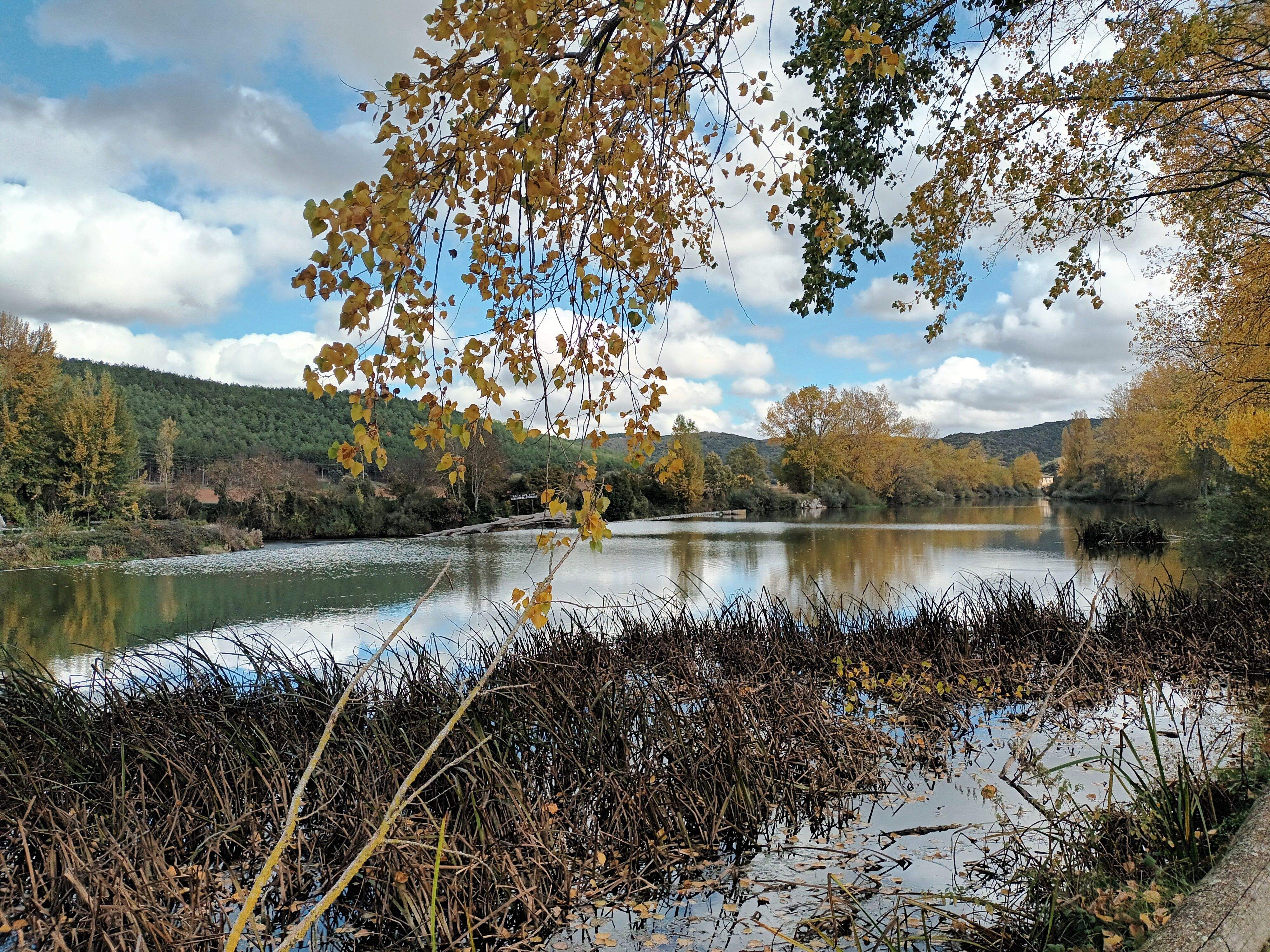 Alar del Rey. Encoro onde nace o Canal de Castilla