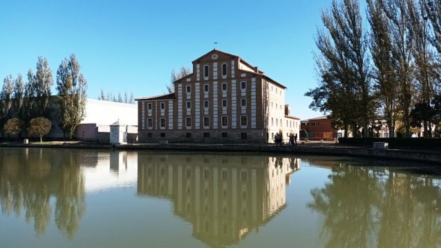 Valladolid, almacén na dársena final do Canal
