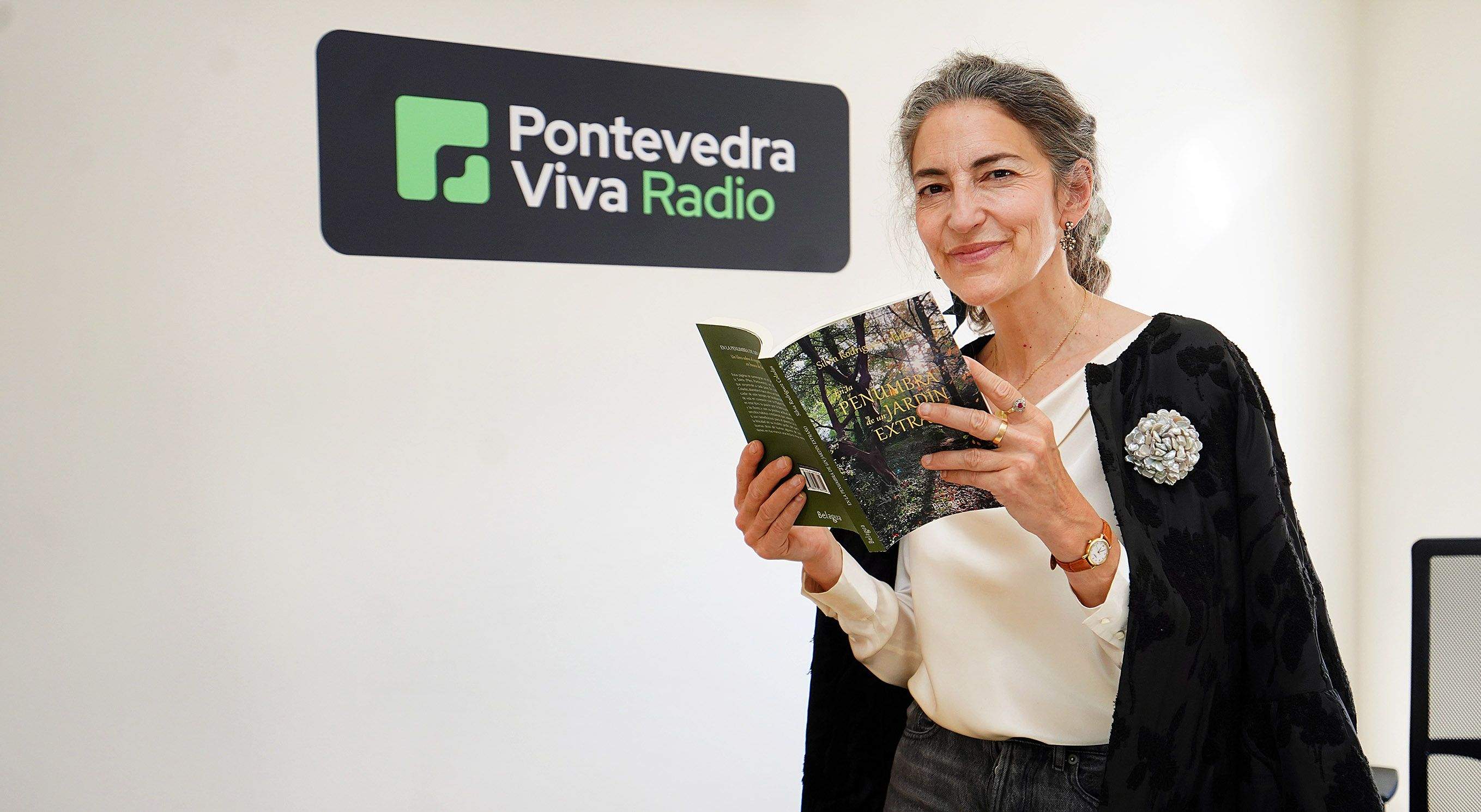 Silvia Rodríguez Coladas es la autora de 'En la penumbra de un jardín extraño'