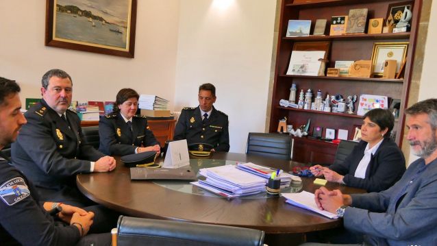 Reunión co novo xefe da Policía Nacional en Vilagarcía Reunión co novo xefe da Policía Nacional en Vilagarcía