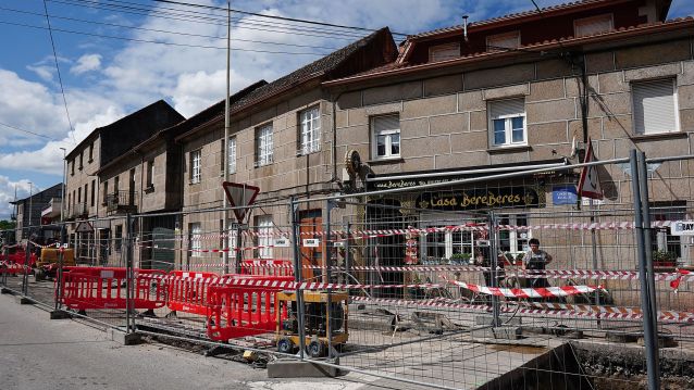 Obras de acometida de alta tensión Mourente-Soutomaior a su paso por Conde de Bugallal