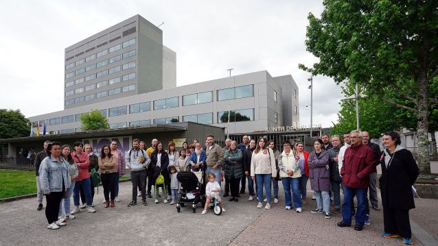 Concentración en Pontevedra de las familias del CEIP San Clemente