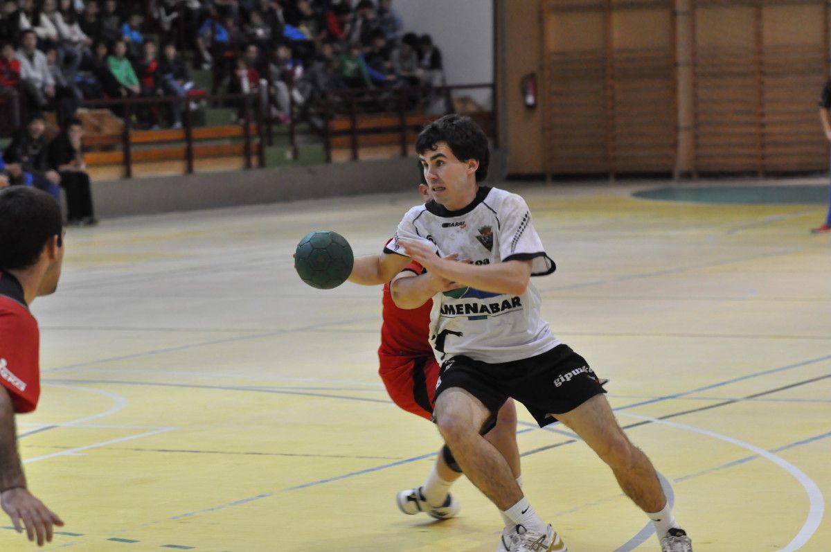 Erik Balenciaga, nuevo fichaje de la SD Teucro para su regreso a Asobal