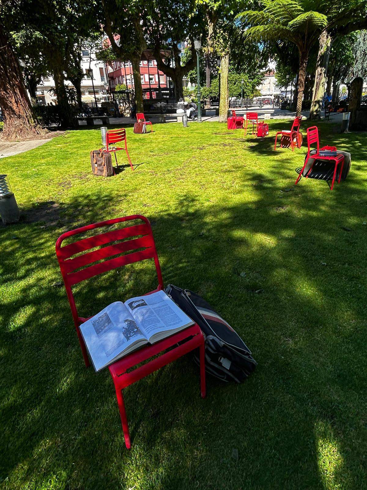 Marín decora sus calles para ser la 'Vila do Libro' Marín decora sus calles para ser la 'Vila do Libro'
