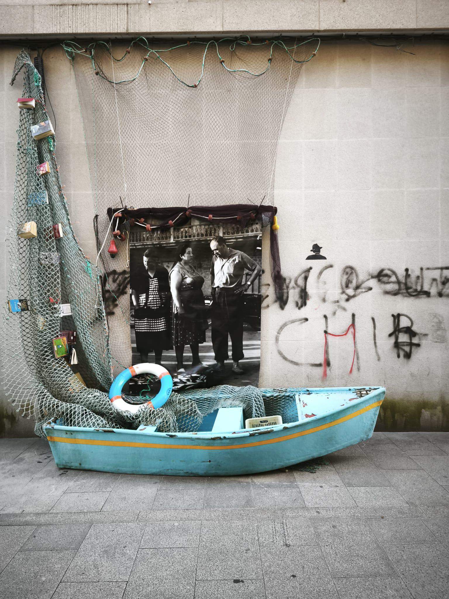 Marín decora sus calles para ser la 'Vila do Libro' Marín decora sus calles para ser la 'Vila do Libro'