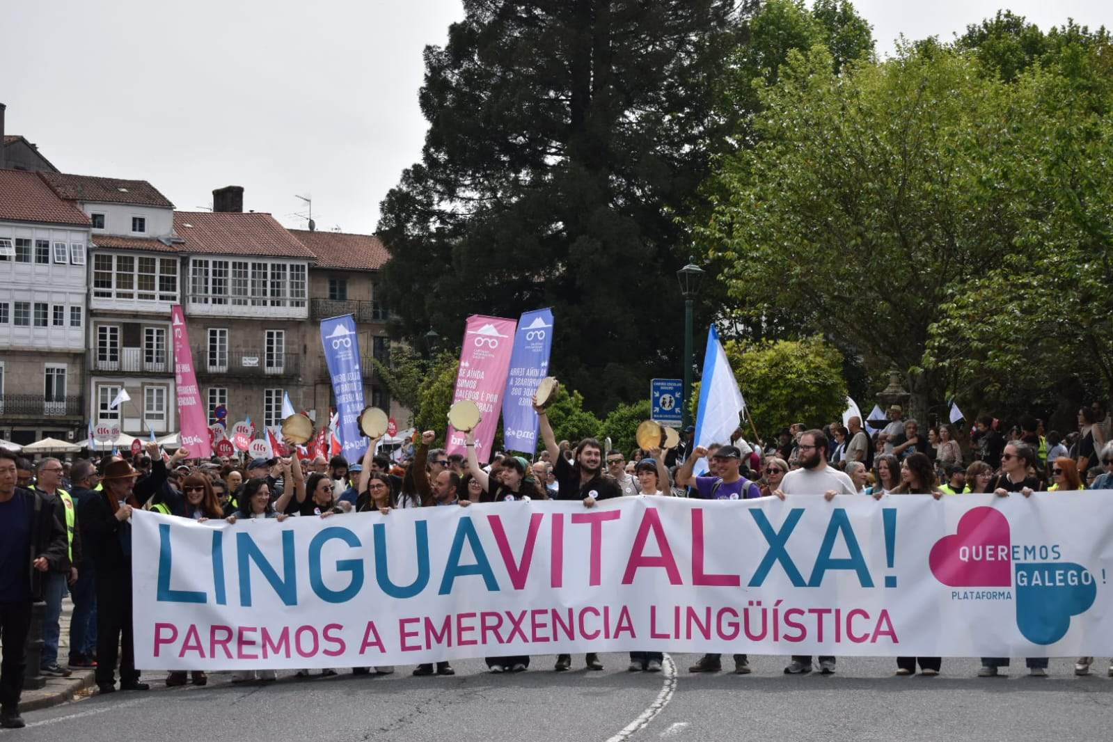 Manifestación de Queremos Galego por las Letras Galegas 2025