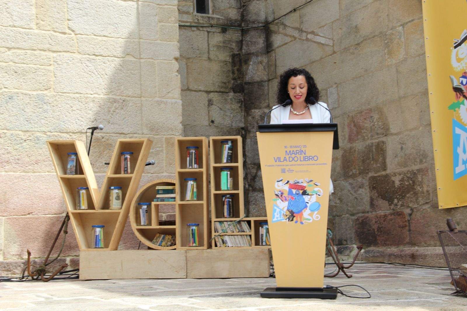 Acto institucional en Marín Vila do Libro por el Día das Letras Galegas