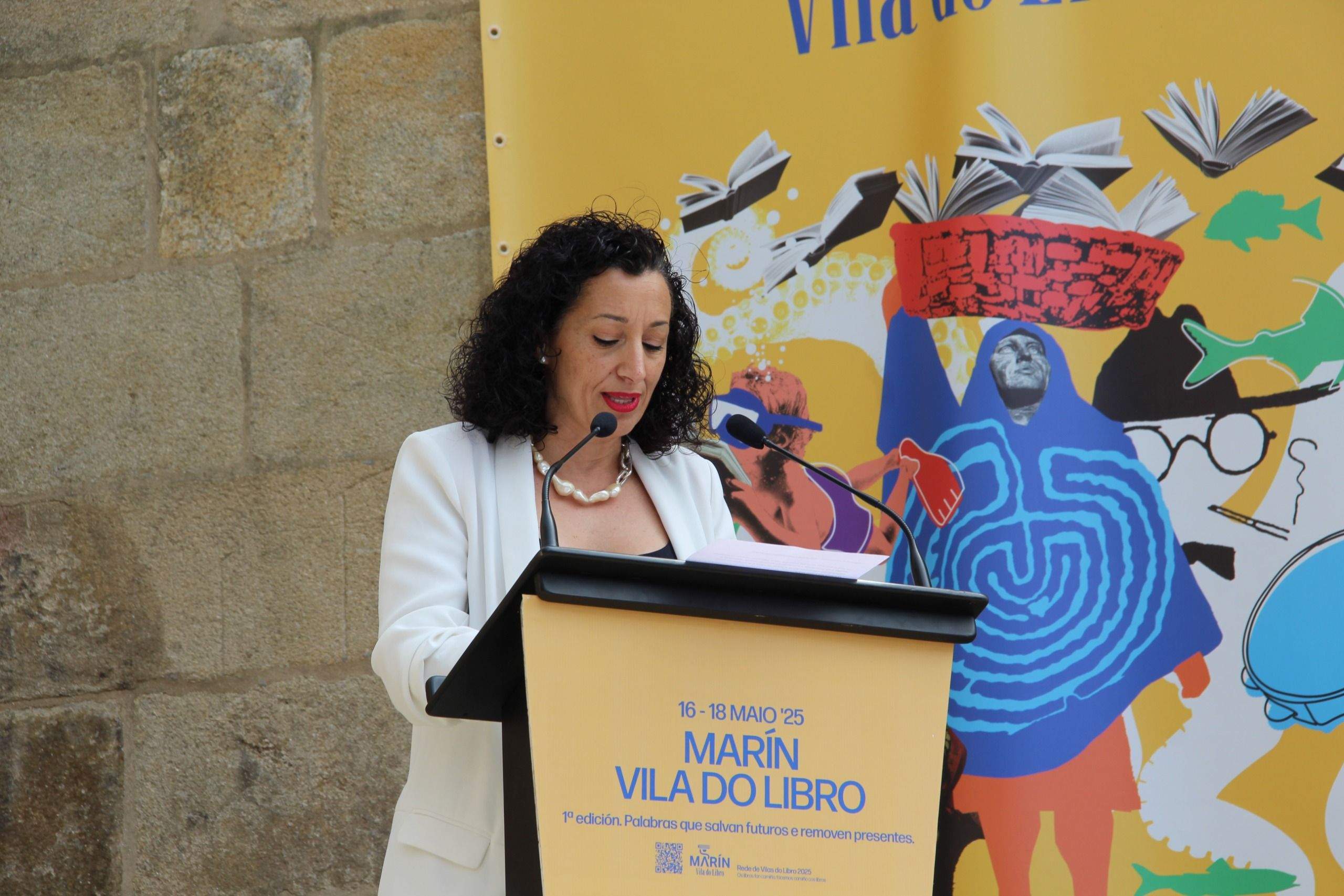 Acto institucional en Marín Vila do Libro por el Día das Letras Galegas