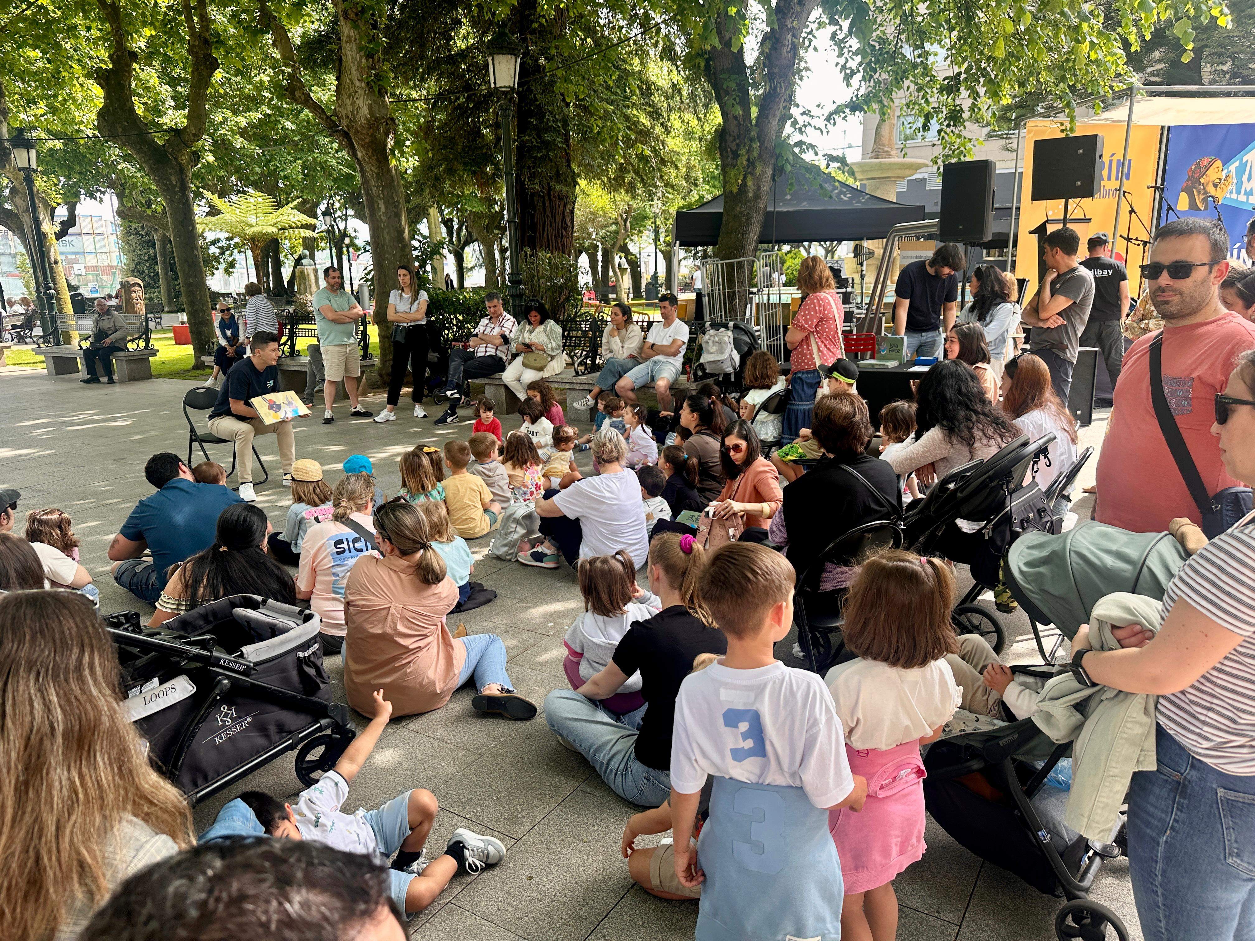 Acto institucional en Marín Vila do Libro por el Día das Letras Galegas