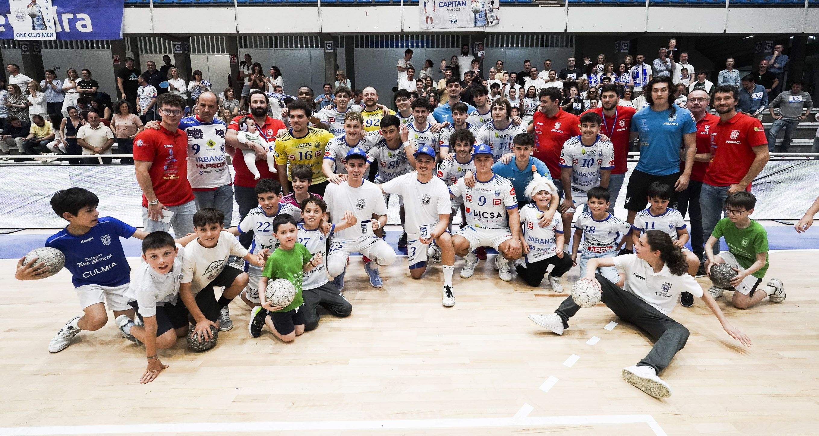 Partido entre Cisne y Lanzarote en el Municipal