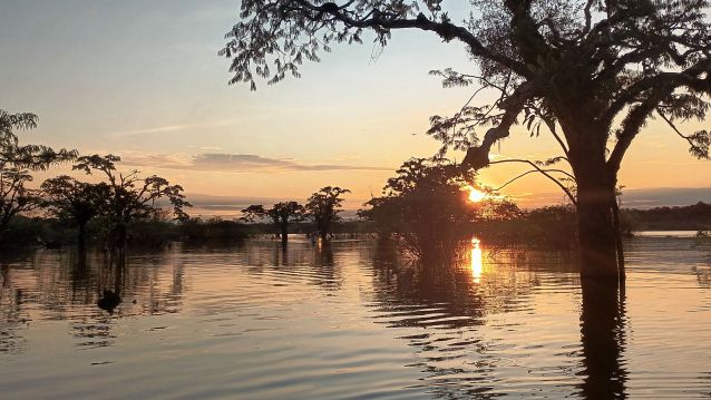 Solpor en Laguna Grande