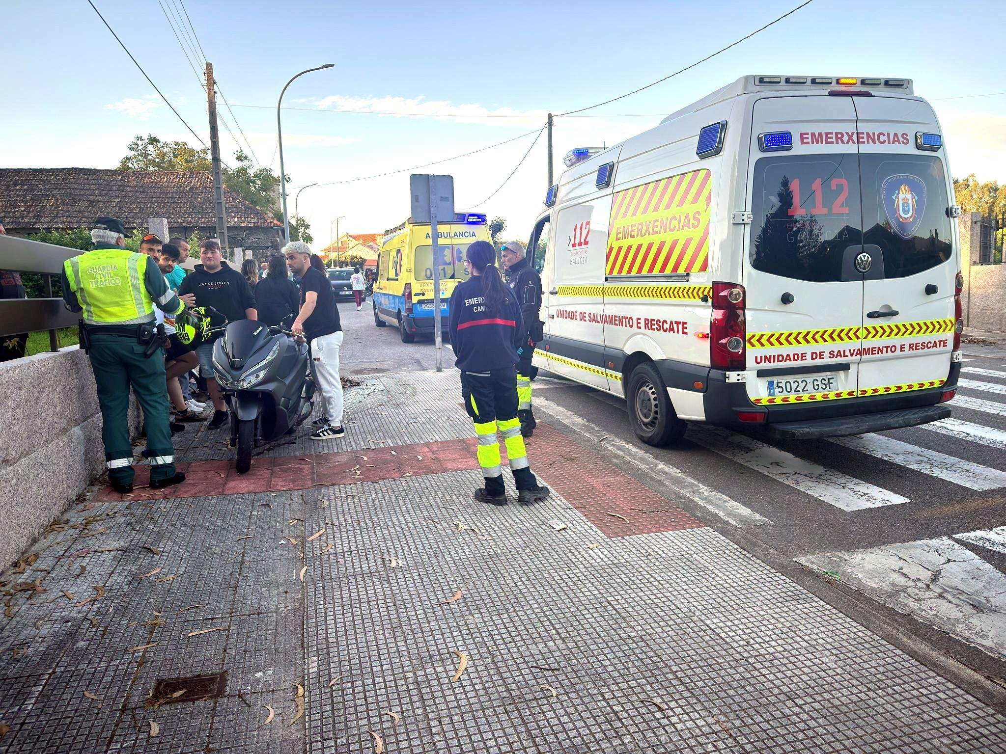 Intervención ante a saída de vía dunha motocicleta en Barrantes