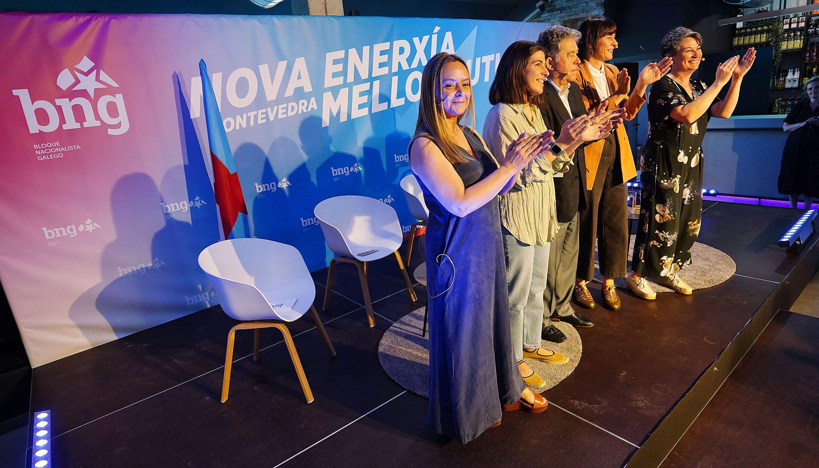 El BNG celebra su acto de mitad de mandato con el lema 'Nova enerxía, máis futuro' El BNG celebra su acto de mitad de mandato con el lema 'Nova enerxía, máis futuro'