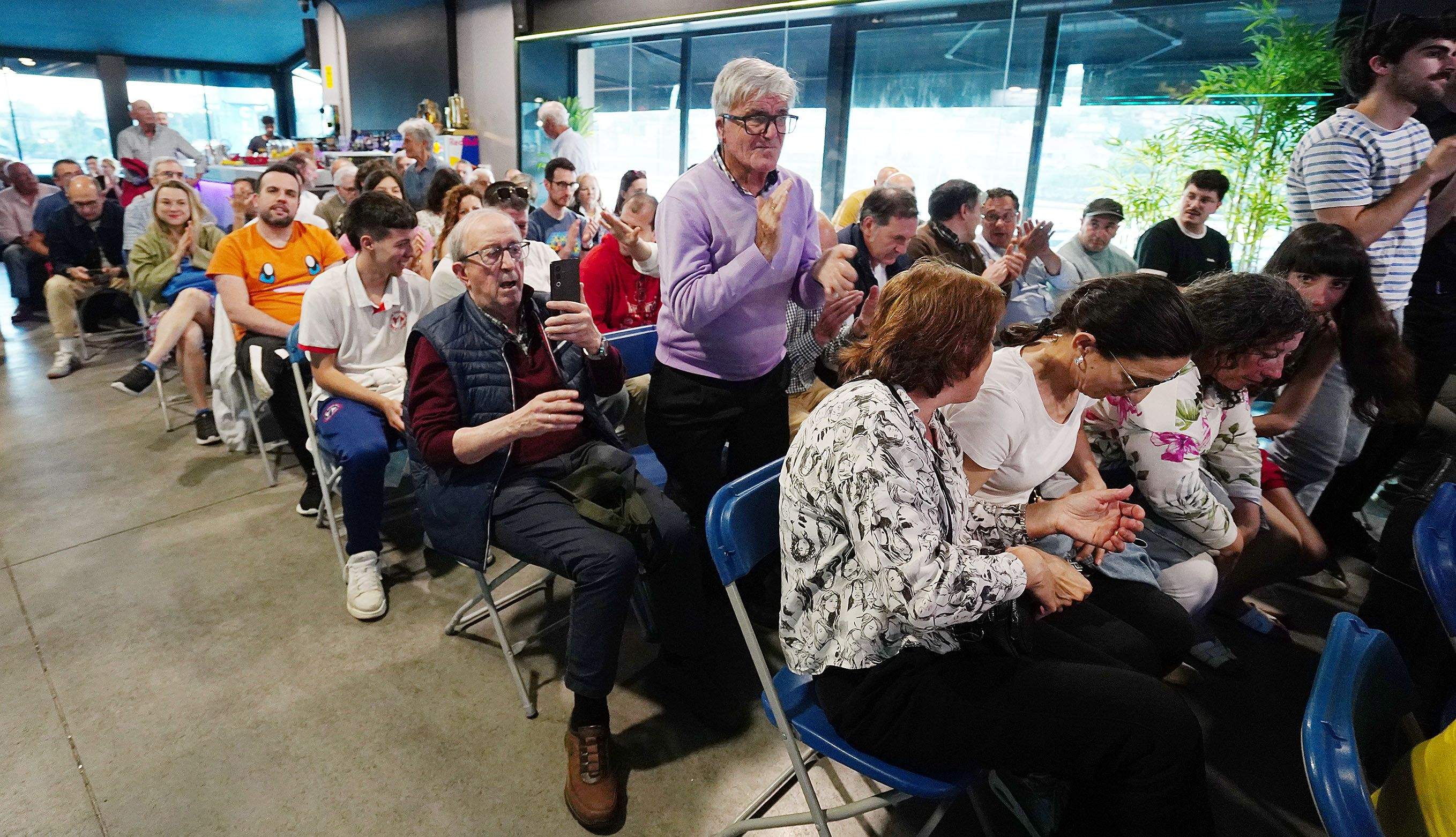 El BNG celebra su acto de mitad de mandato con el lema 'Nova enerxía, máis futuro' El BNG celebra su acto de mitad de mandato con el lema 'Nova enerxía, máis futuro'
