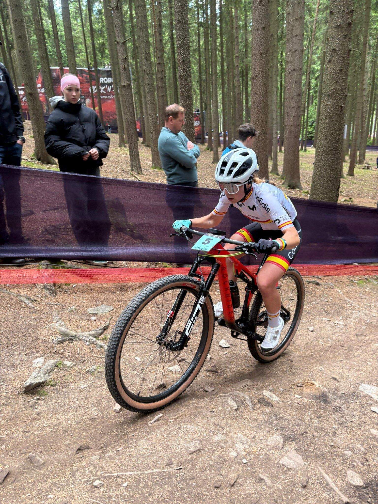 Lorena Patiño, en la Copa del Mundo de XCO de Nove Mesto