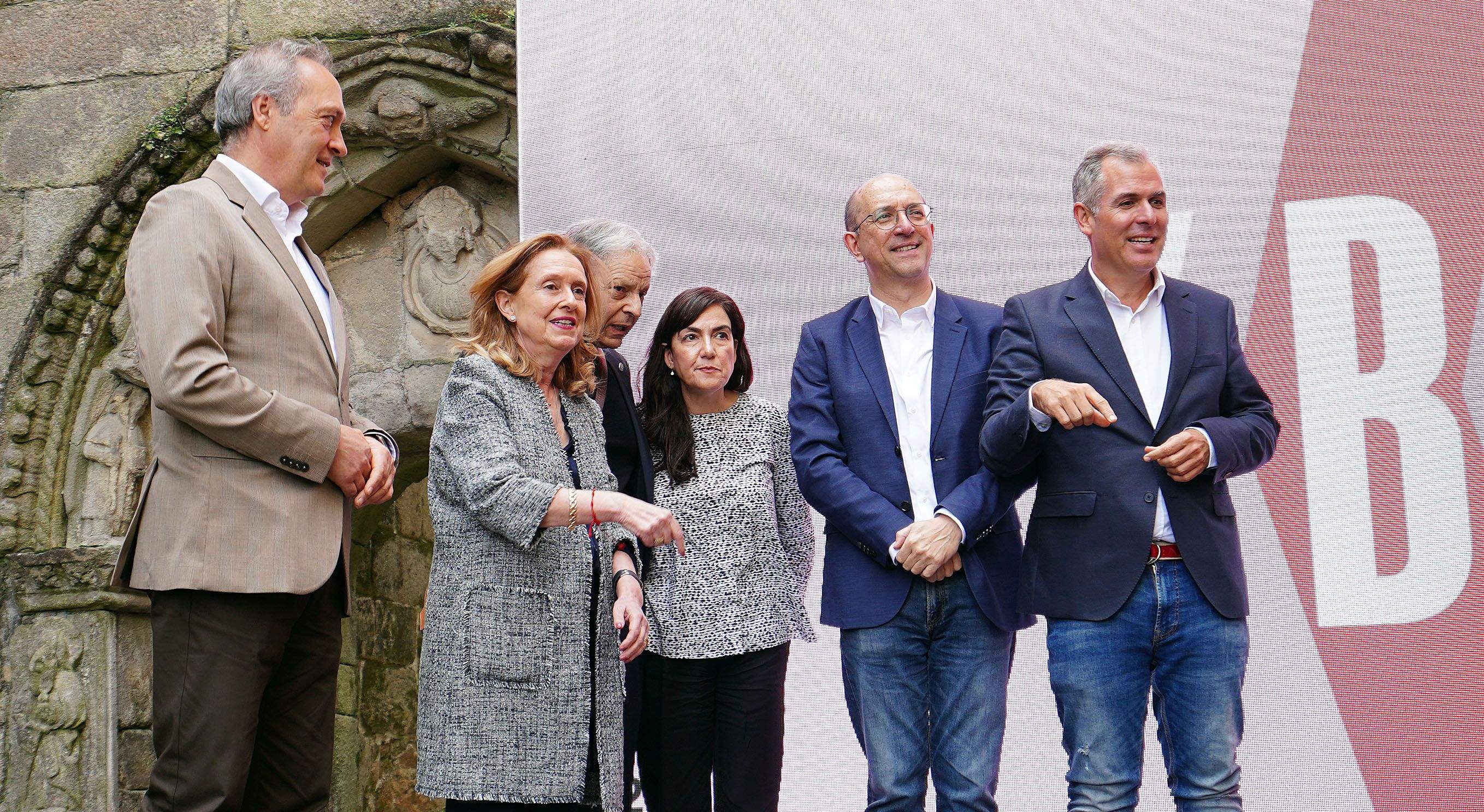 Presentación do programa da Bienal de Arte