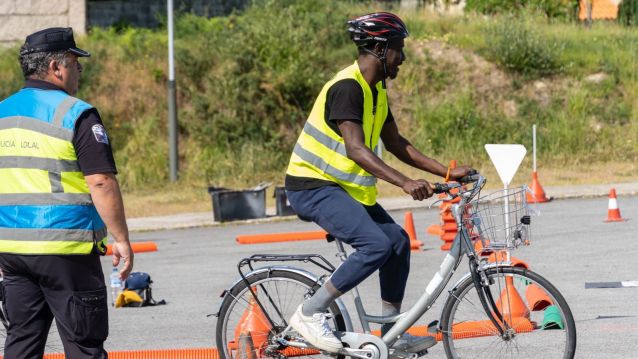 Clase de seguridad vial para migrantes en Sanxenxo Clase de seguridad vial para migrantes en Sanxenxo