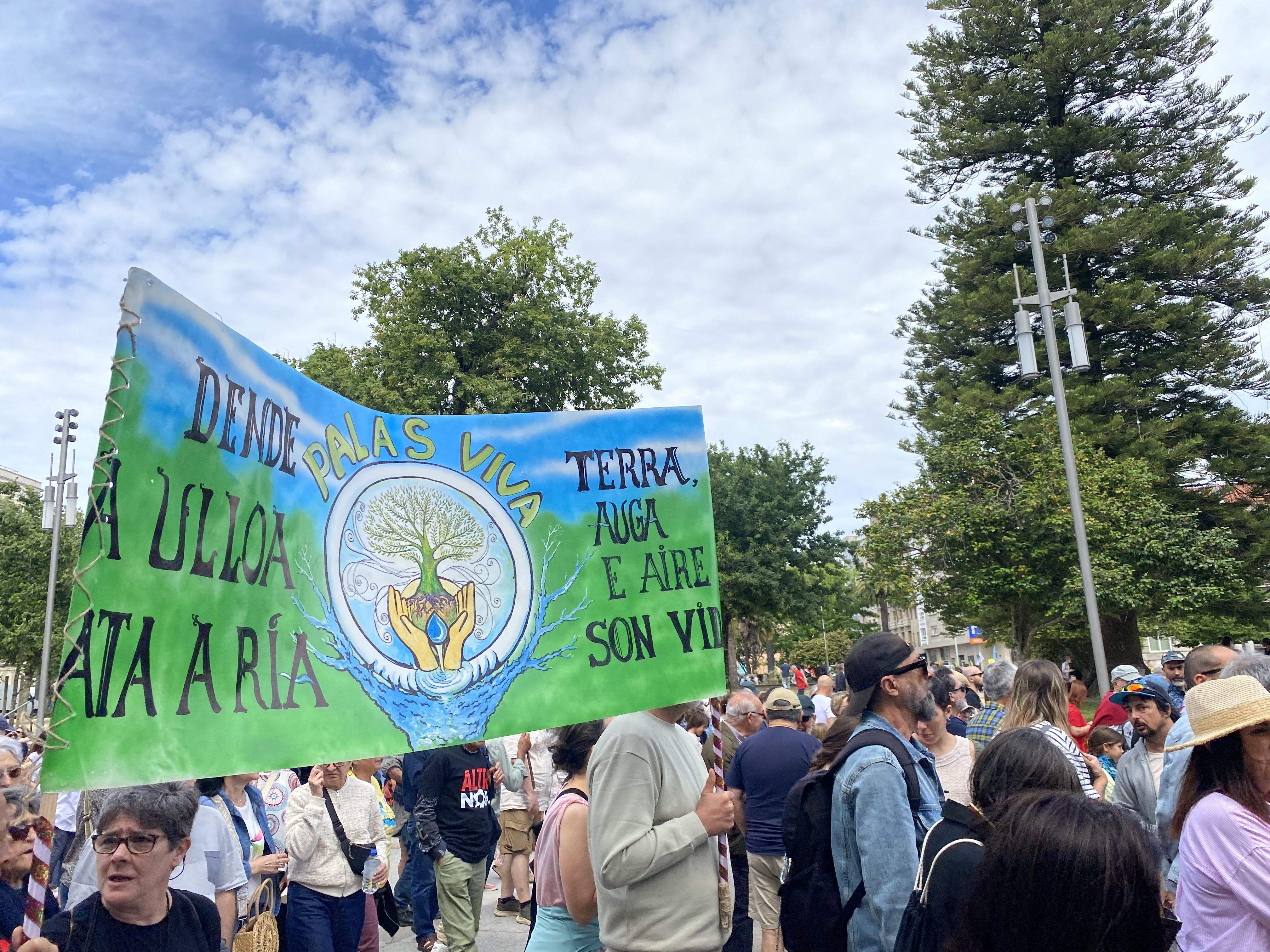 Marcha contra las celulosas de ENCE y ALTRI