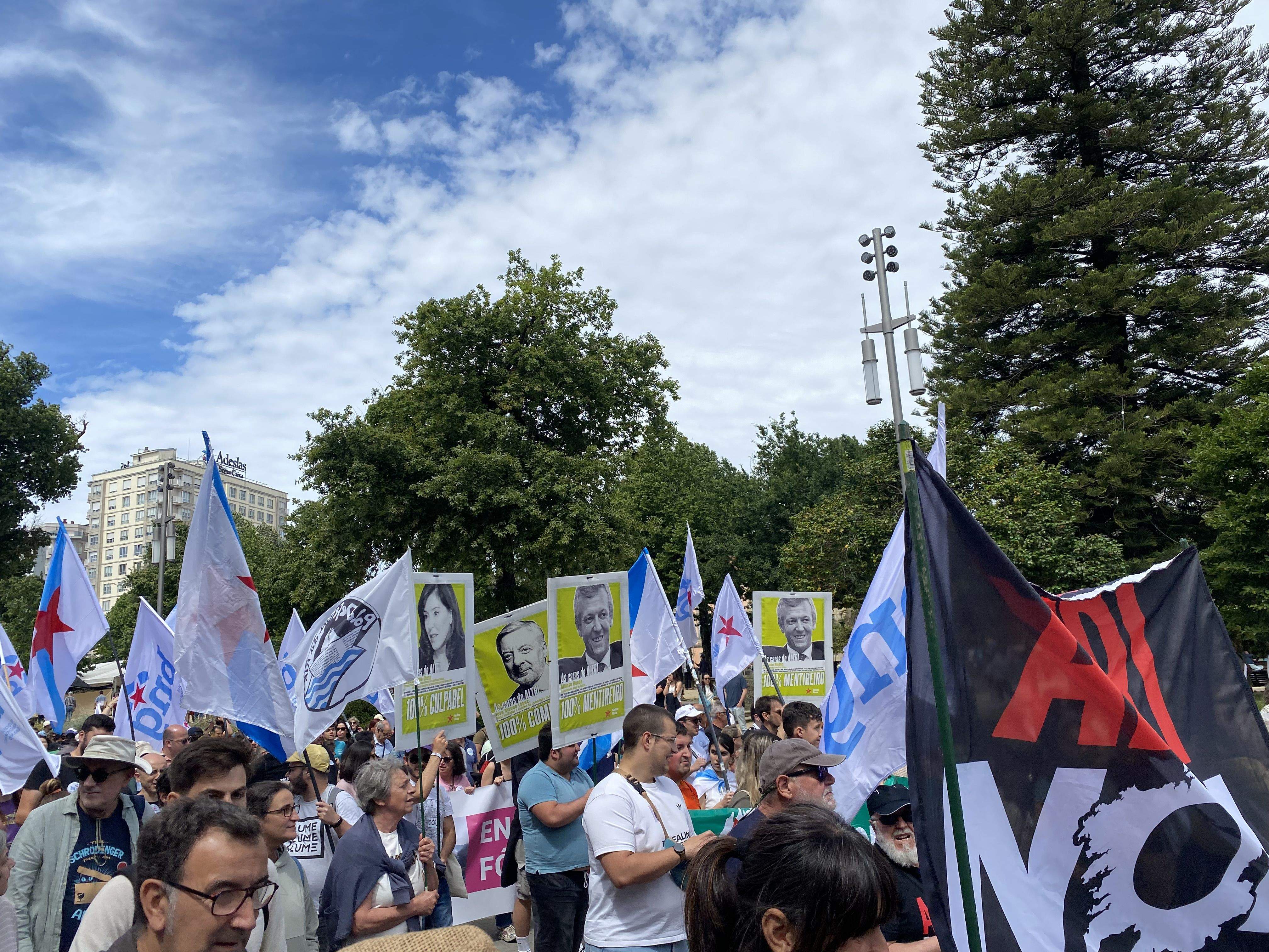 Marcha contra las celulosas de ENCE y ALTRI