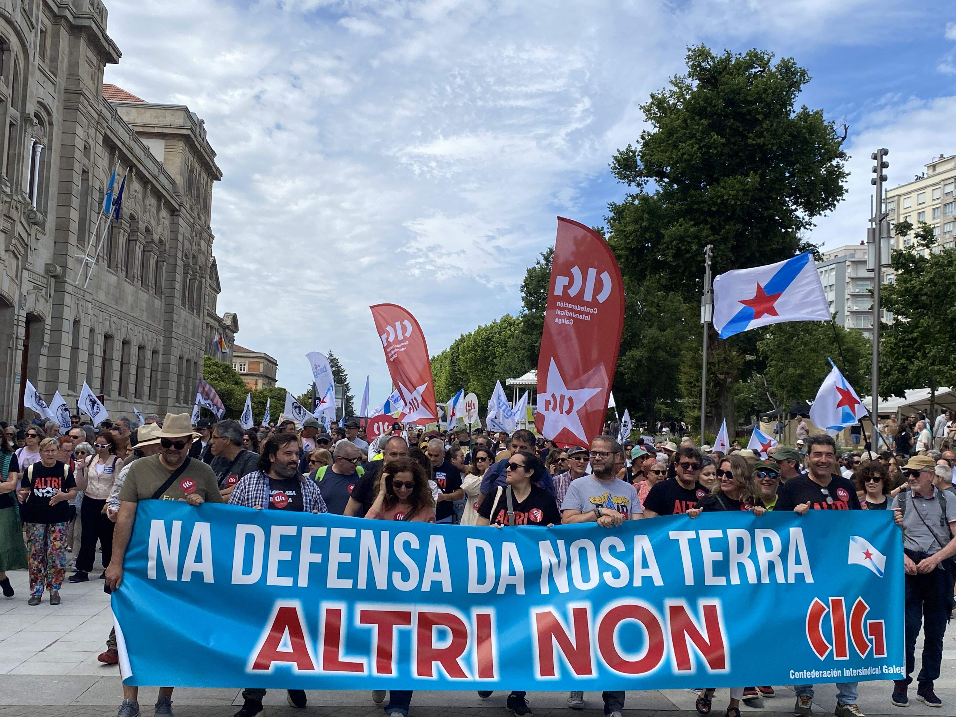Marcha contra las celulosas de ENCE y ALTRI