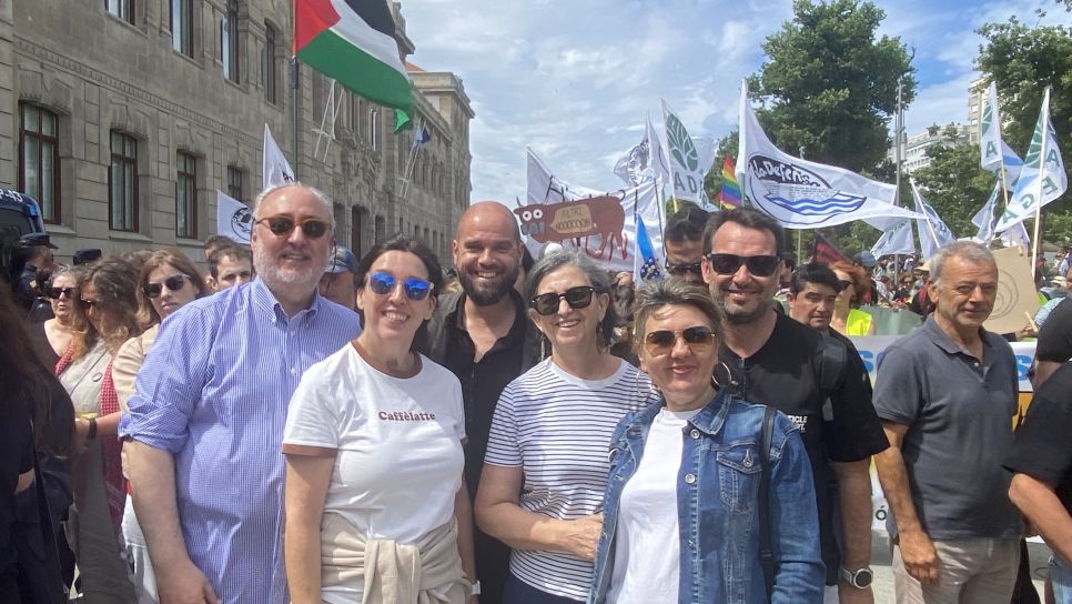 Representantes del PSOE, en la marcha contra las celulosas de ENCE y ALTRI Representantes del PSOE, en la marcha contra las celulosas de ENCE y ALTRI