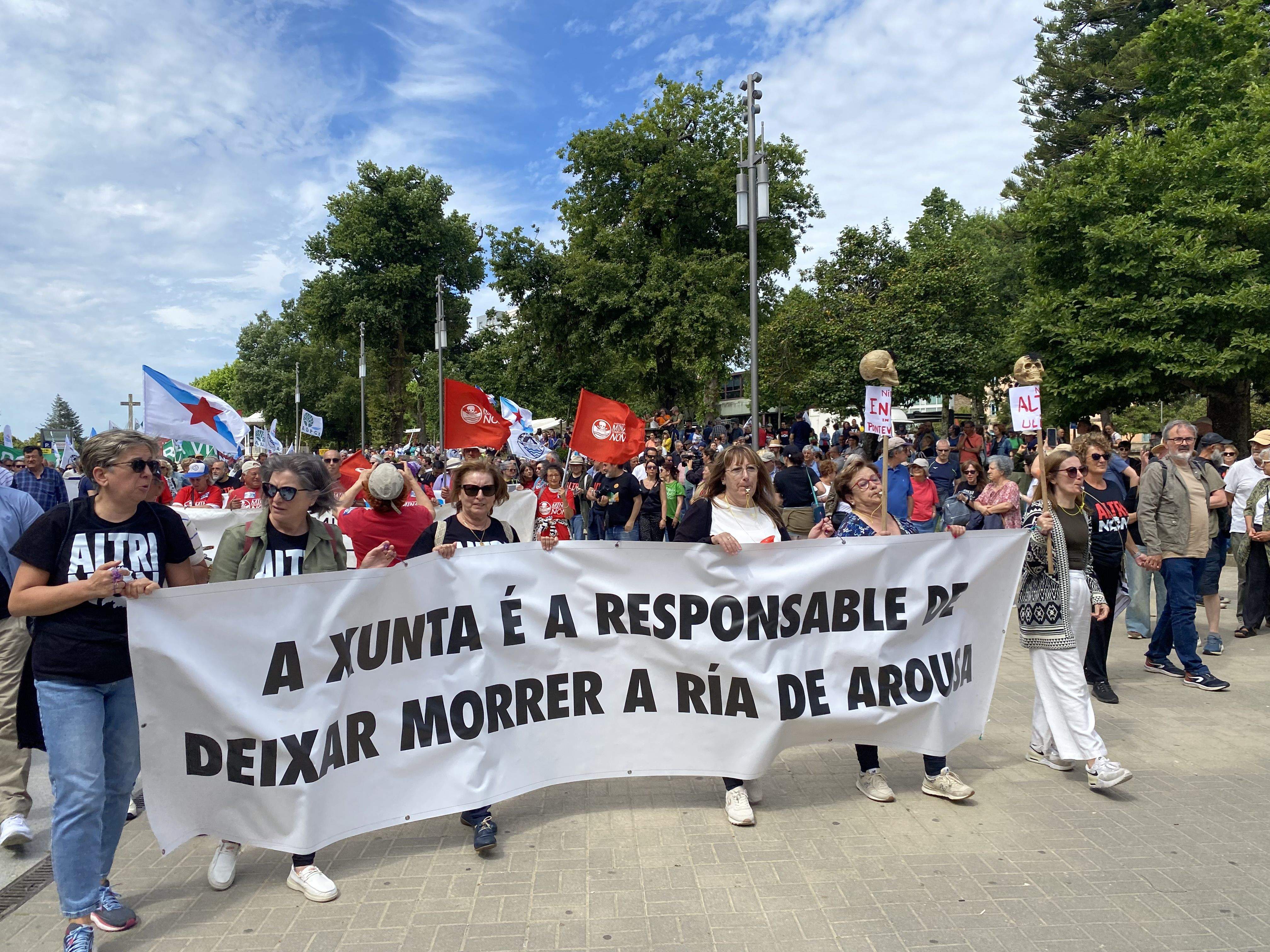 Marcha contra las celulosas de ENCE y ALTRI