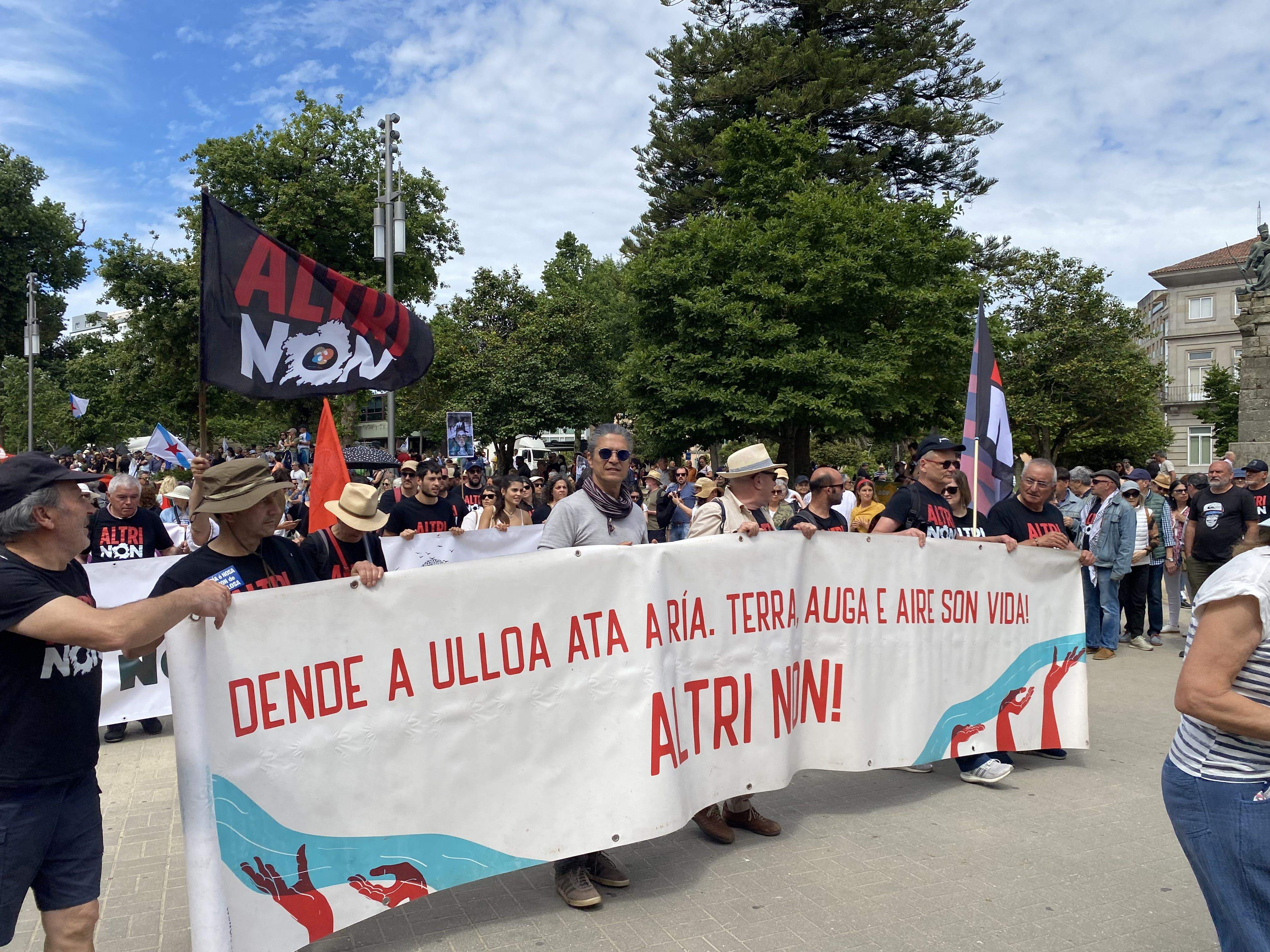 Marcha contra las celulosas de ENCE y ALTRI