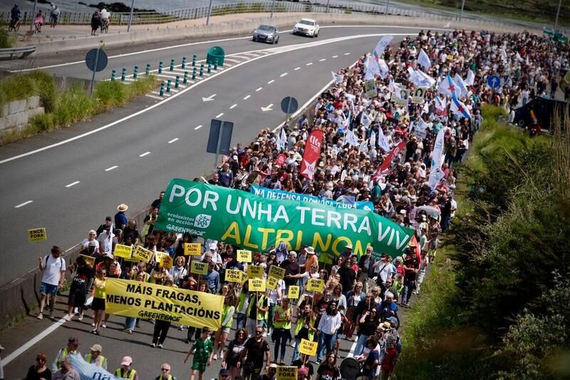 Marcha contra las celulosas de ENCE y ALTRI