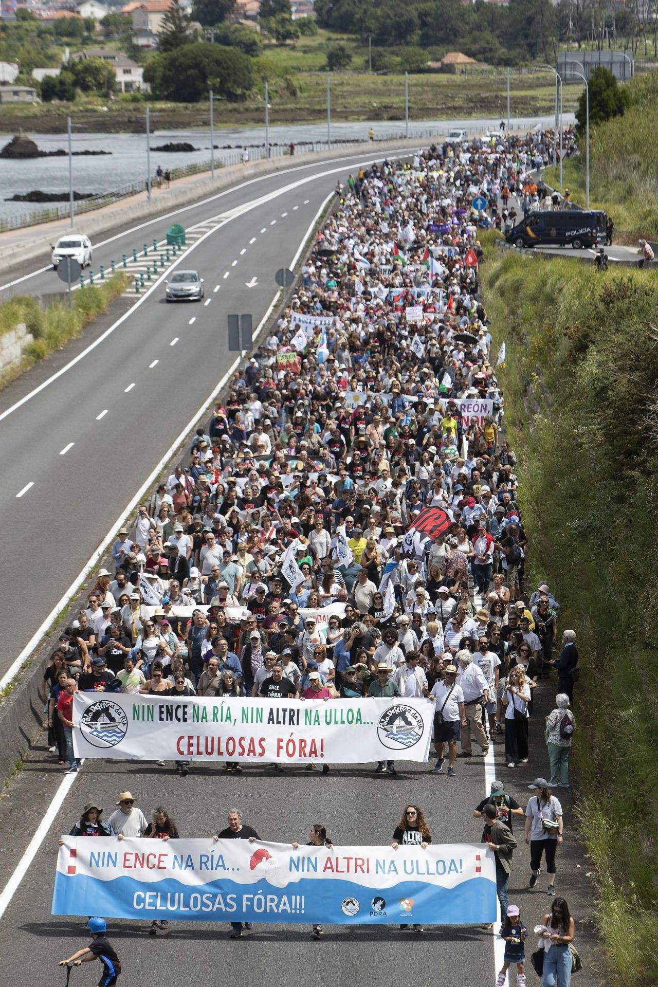 Marcha contra las celulosas de ENCE y ALTRI