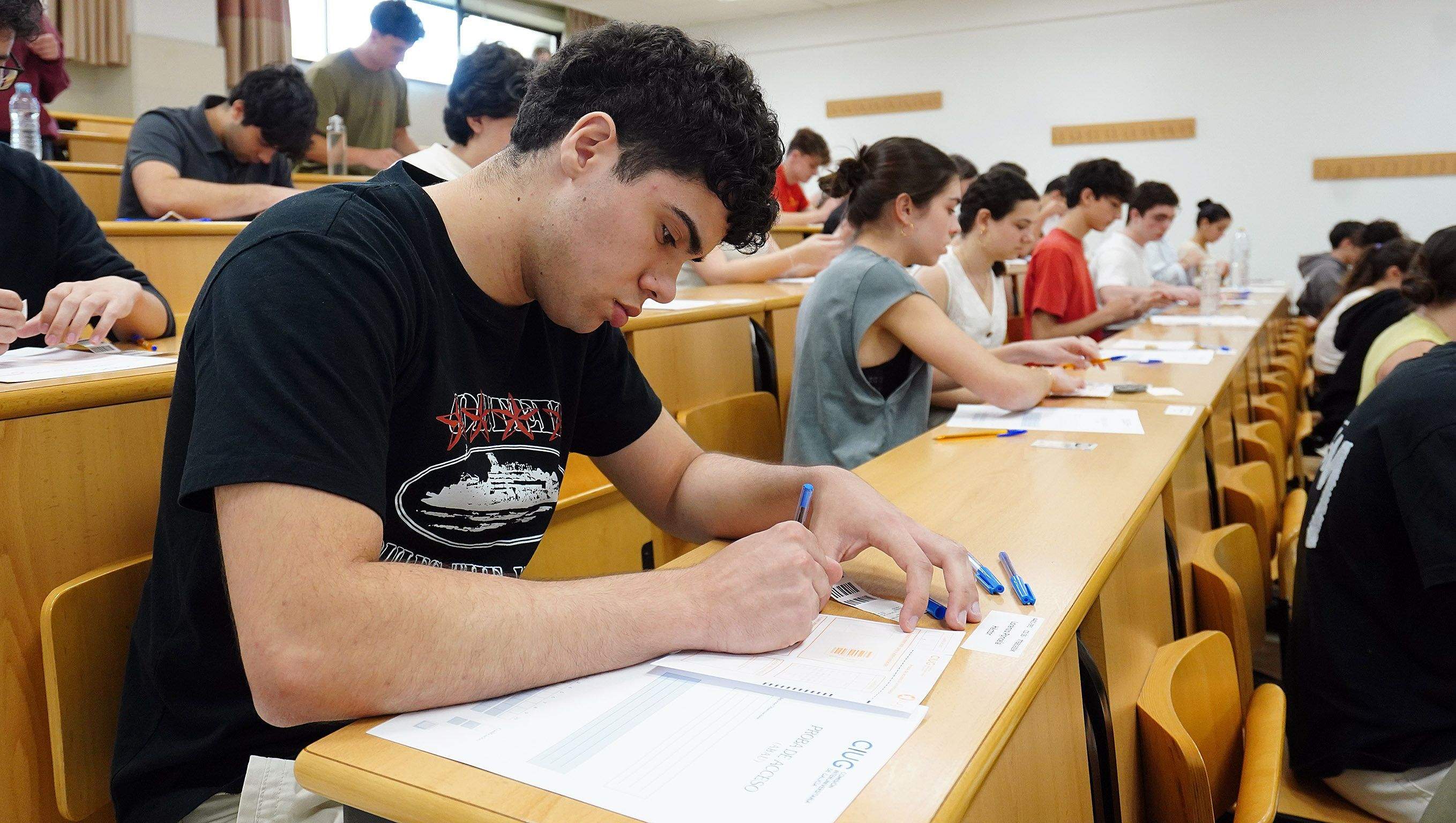 Probas da PAU, a nova selectividade, no campus de Pontevedra Probas da PAU, a nova selectividade, no campus de Pontevedra