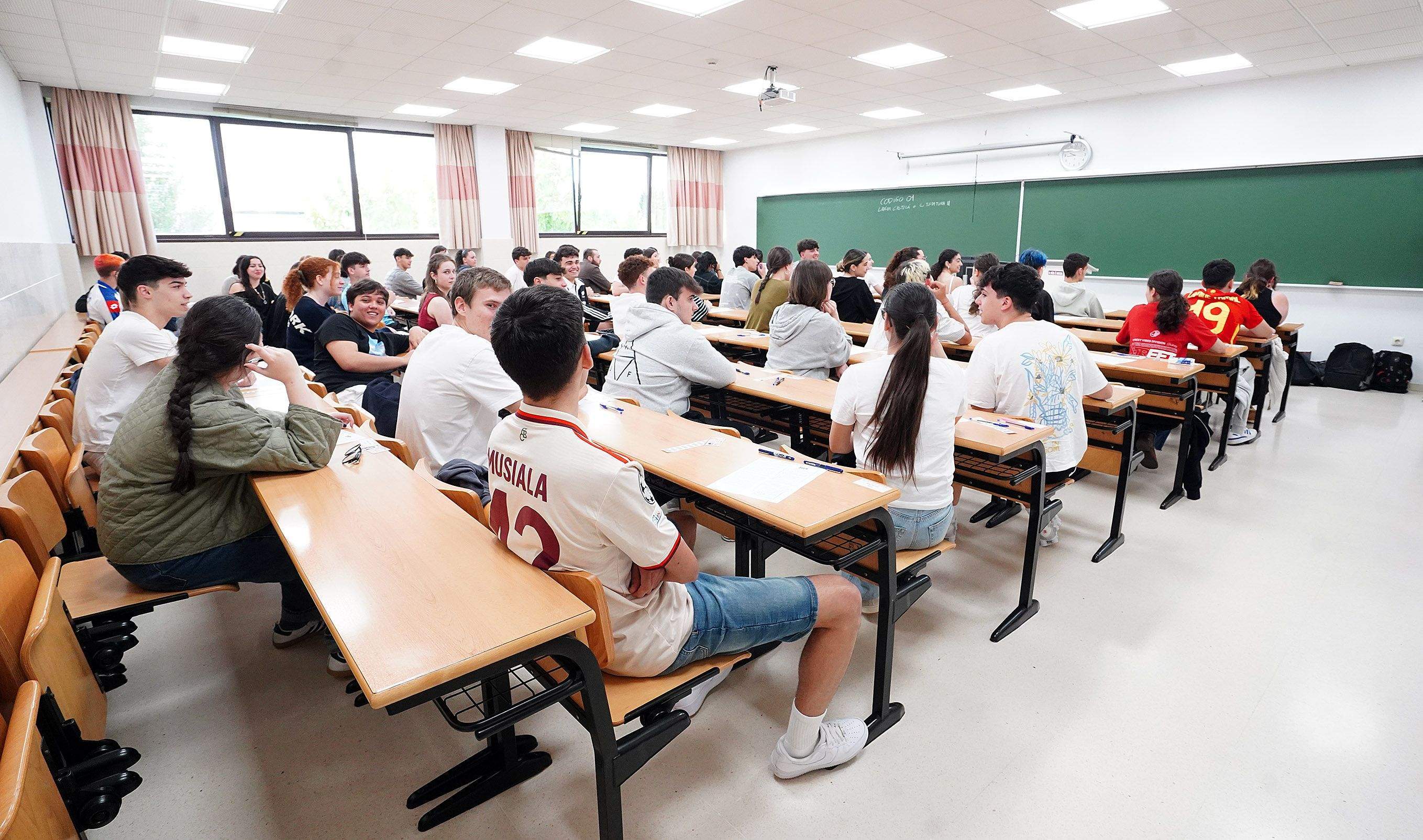 Probas da PAU, a nova selectividade, no campus de Pontevedra Probas da PAU, a nova selectividade, no campus de Pontevedra